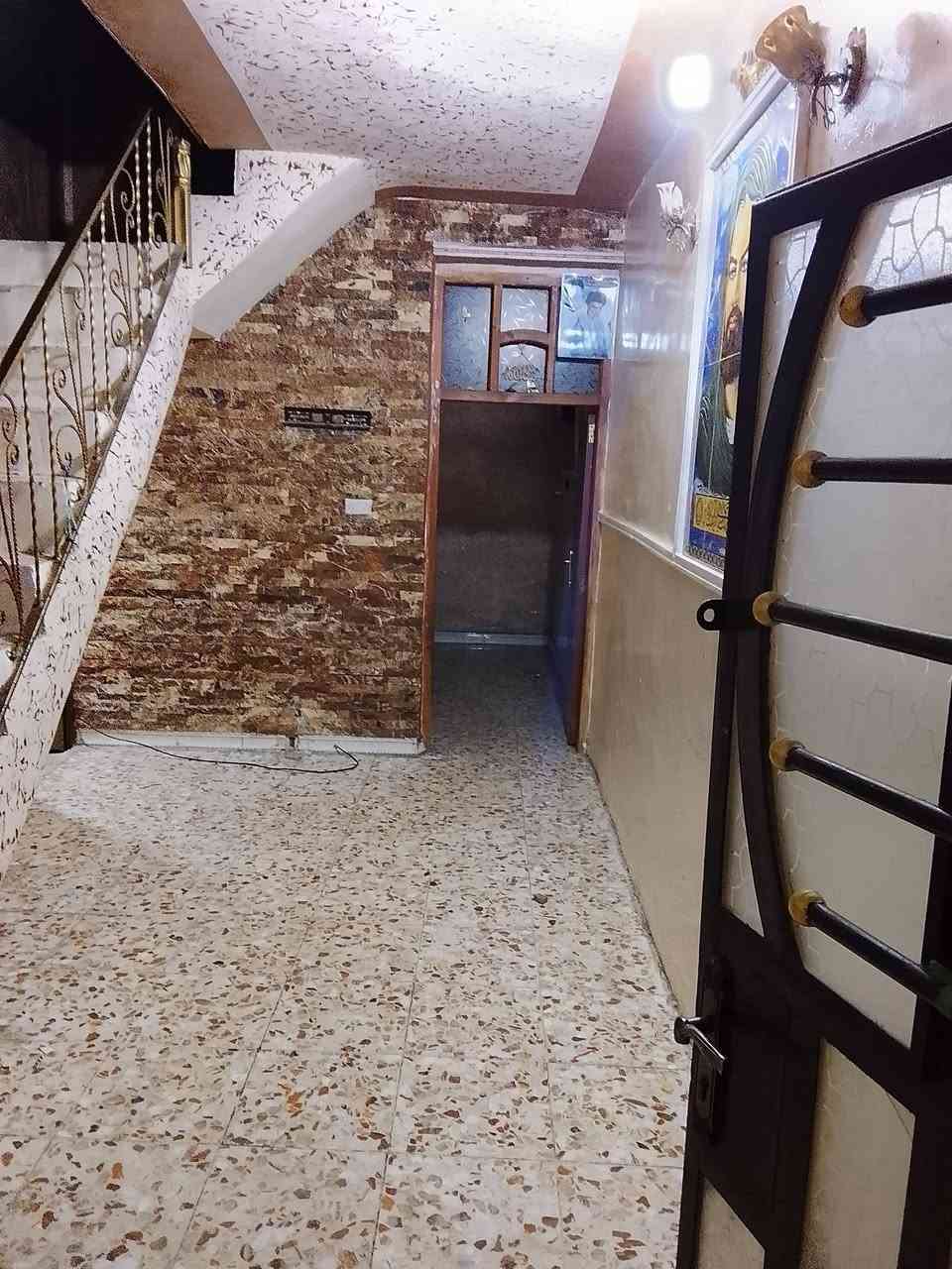 سلام عليكم بيت 50 متر زراعي بناء جديد وحديث الاربع شوارع ورا مدرسه قتيبه رقمي بي وتساب ***********
