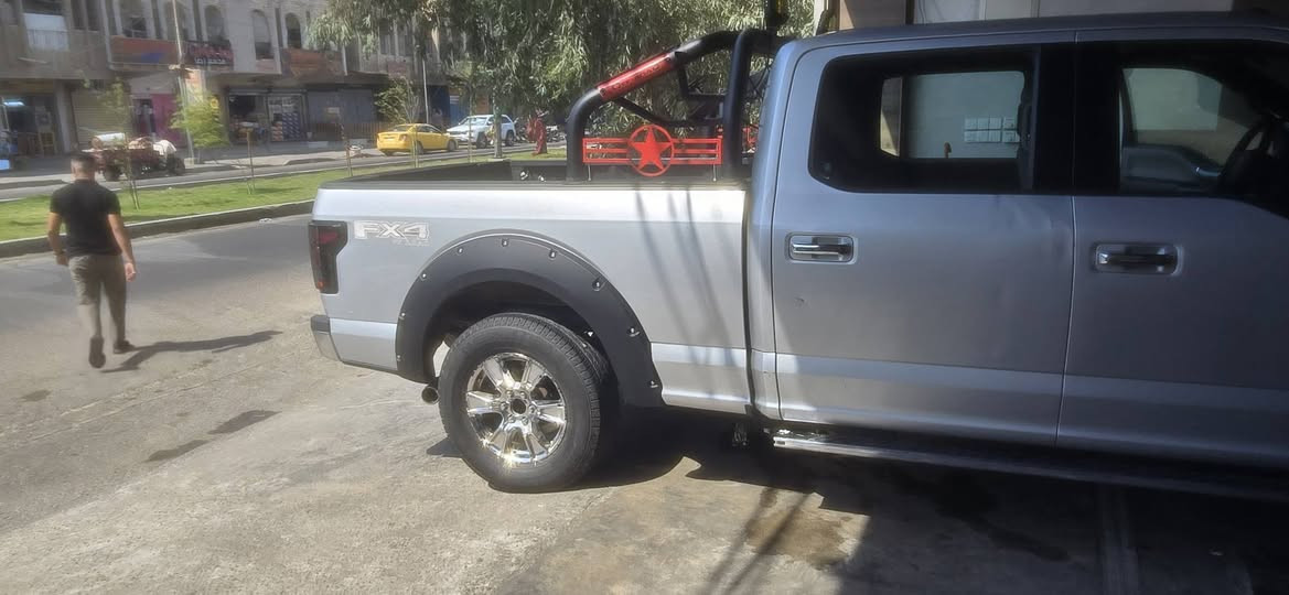 🚨 للبيع فورد F150 موديل 2015 🚨
🔹 الموديل: 2015 — مسجلة 2016 بالسنوية المعاملة: كاملة، باقي فقط دفع فرق الكمرك للعلم
🔹 وارد: أمريكي  مكينة 5000 
🔹 الممشى: 70 ألف مايل
🔹 اللون: رصاصي
🔹 اللوحة: بغداد
🔹 مكان السيارة: بغداد 
🔹 الحادث: جاملغ جهة السايق فقط، لا لغد ولا شاصي، حادث خفيف
🔹 مواصفات: بصمة + تدفئة كشنات
🔥 عليها إضافات بقيمة تقريباً 3000 دولار:
1️⃣ دعامية حديد وبلوجكترات — 600$
2️⃣ نفخات جاملغ — 250$
3️⃣ سبيسرات تايرات — 250$
4️⃣ رفع 3 ملم من الأمام — 300$
5️⃣ بك لايتات LED حديث — 300$
6️⃣ محجر خلفي — 600$
7️⃣ بلوجكترات — 100$
📍 السيارة موجودة في بغداد السعر 17,000 وبيها مجال 
📞 للاستفسار:
***********
للجادين فقط، والسيارة تنشاف على الطبيعة @highlight @
