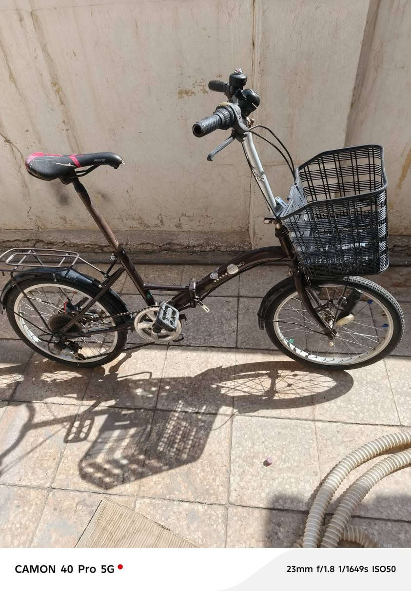 بايسكل ياباني اصلي يطبك
حجم ٢٤ 
٦ مكاين. كير
تايرات جدد. استعمال قليل .السعر ١٠٠  الف. هاتف ***********  بغداد دورة

