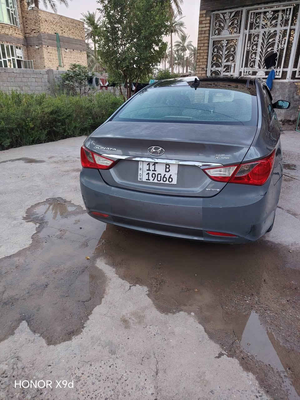 السلام عليكم. متاح
سوناتا 13 بغداد فول مواصفات 1/1 
بصمة تشغيل وابواب 
بانوراما 
كامره دواره
شاشه بلاديه
كشن  كهربائي 
تخم 4 تايرات جدد
 بقية مواصفات الفول وارد. بأسمي مداور ثاني يوم مكفوله من ظربه وصبغ وتبديل. ماعدا  الدعاميات الصونار مرفق مع الصور. 
السعر 115  وبيه مجال.   مكان بابل. الدبله
***********
***********
