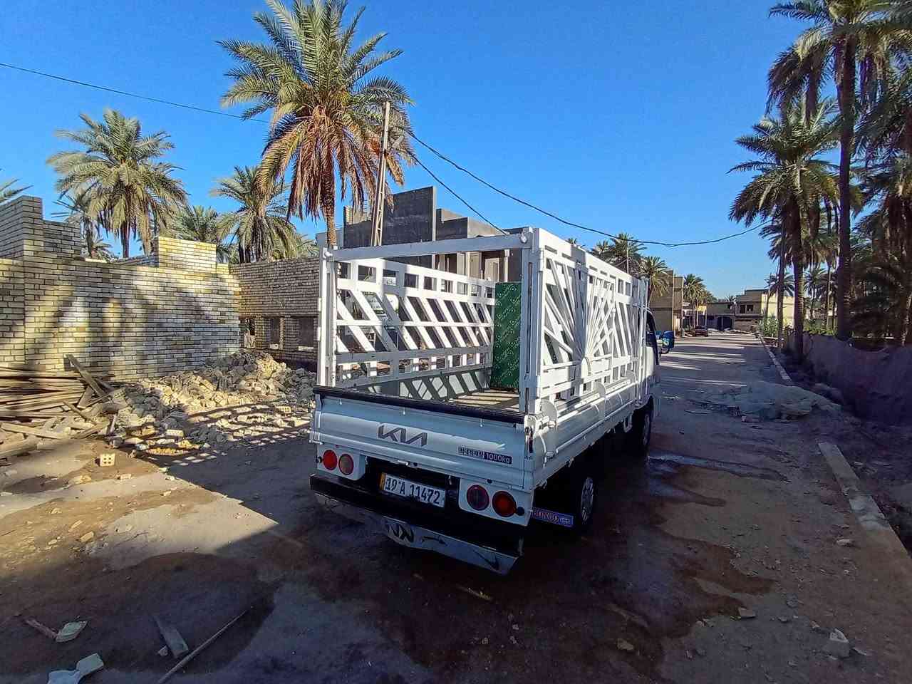 موديل 2003 مصبوغه عام للجماليه مكفوله كير ومحرك وشاصي رقم كربلاء بأسمي مكانها كربلاء ب
السعر 75 
***********
بدون محجر وهورن
