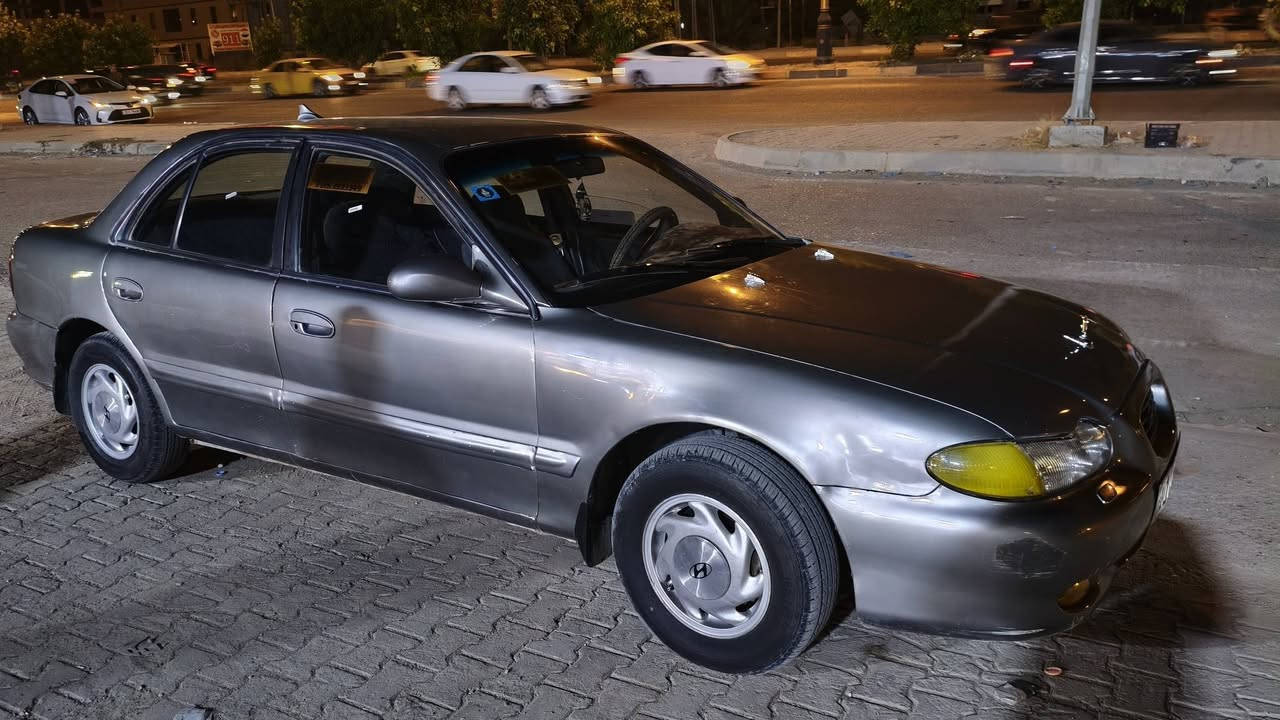 سلام عليكم سياره سوناتا موديل ٢٠٠٠ رقم بغداد مشروع وطني سنويه لحد ٢٠٣٠  كير مكينه كفاله حداديه جديده تخم تاير سياره مصبوغه  جماليه بدون اي حادث ممكان. ديالى بعقوبة  السعر ٤٠  رقم ***********
