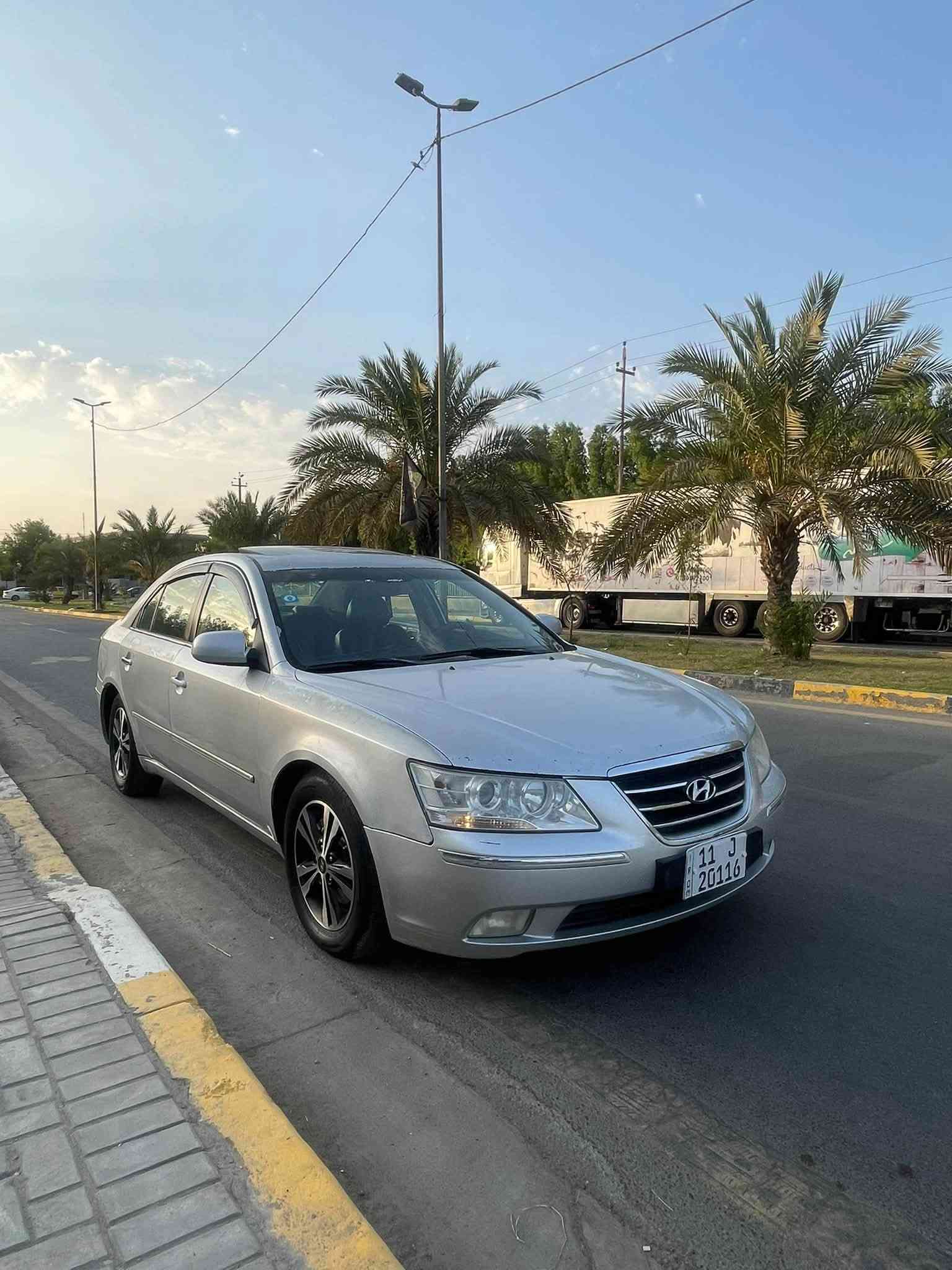 السلام علييكم سوناتا 2009 لمتد 6Vسياره بيه مكانات صبغ ابيعلك حزام مكينه وكير وتبريد جاهزه حادثه جملغ خلفي وقبق جنطه بدون دواخل السعر 82 مكاني بغداد الدوره رقمي ***********
