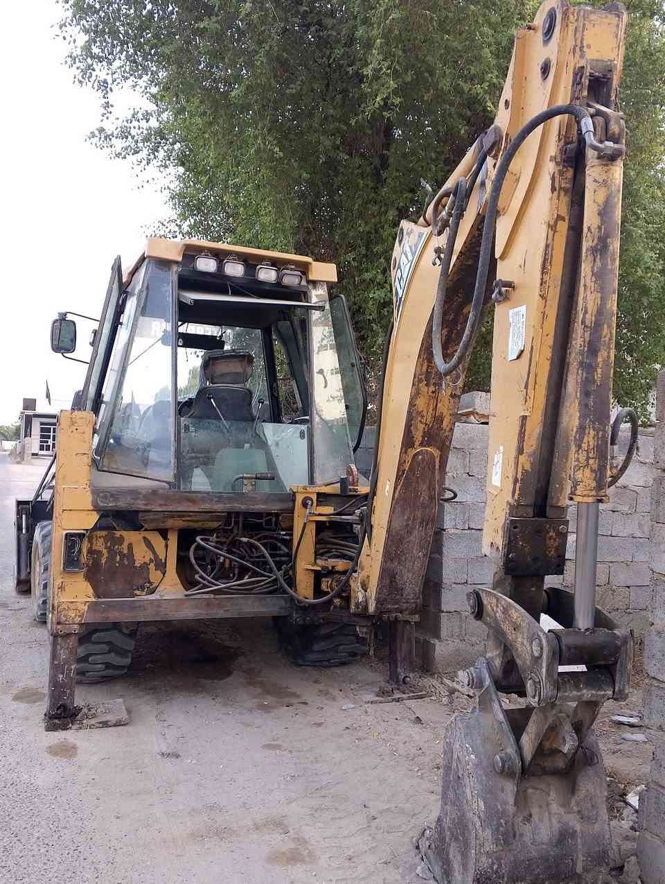 السلام عليكم كتربلر موديل 2002
جاهزه للعمل محرك نضيف بس بيه تنقيص بسيط كير ضاغطه نضيف المكينه جاهزه للعمل مسويله ادامه كامله بم نوزلات سلف ماتصرف عليه ربع رقم كركوك تحويل موجود 
للتواصل  السعر 160 وبيه مجال اتصل وبيك خير وتدلل
***********
او واتساب
***********
