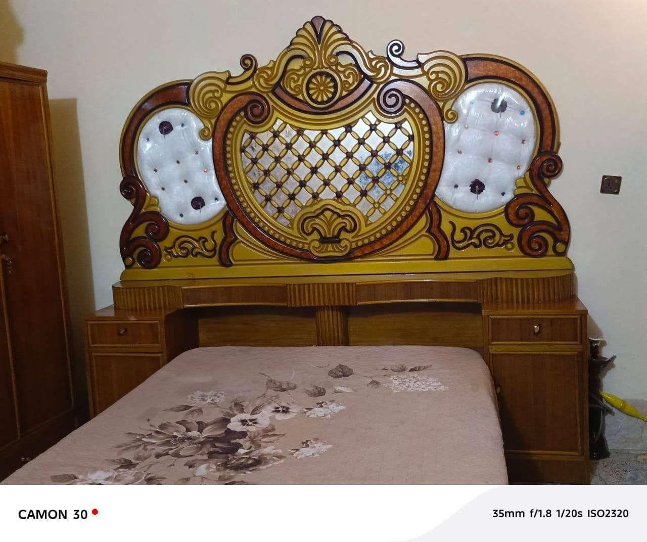 السلام عليكم
غرفه البيع مستعمله نضيفه حيلل
مكان بغداد سعر 600
***********
