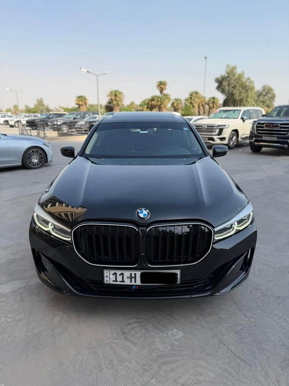 BMW 740i 2020 المرغوب 
محرك 3000 توين تربو ارغب شي 
السياره امريكي بيها فقط طخه مقدار شبر 
كير مكينه كله مكفول سياره جديده مثل زيرو 
فوووول مواصفات بانوراما قطعتين كراسي مساج ومومري ستيرن كهرباء وجكات السياره 
(( أبواب شفط )) صندوك تحكم با رجل 
كامره 360 خمس كامرات 
ماشيه 62 الف سياره بوضع الوكاله 
رقمها بغداد باسمي 
عنواني بوابه العراق المنصور 
***********
سعرها 335 ورقه با عافيه سعر كلش مناسب
