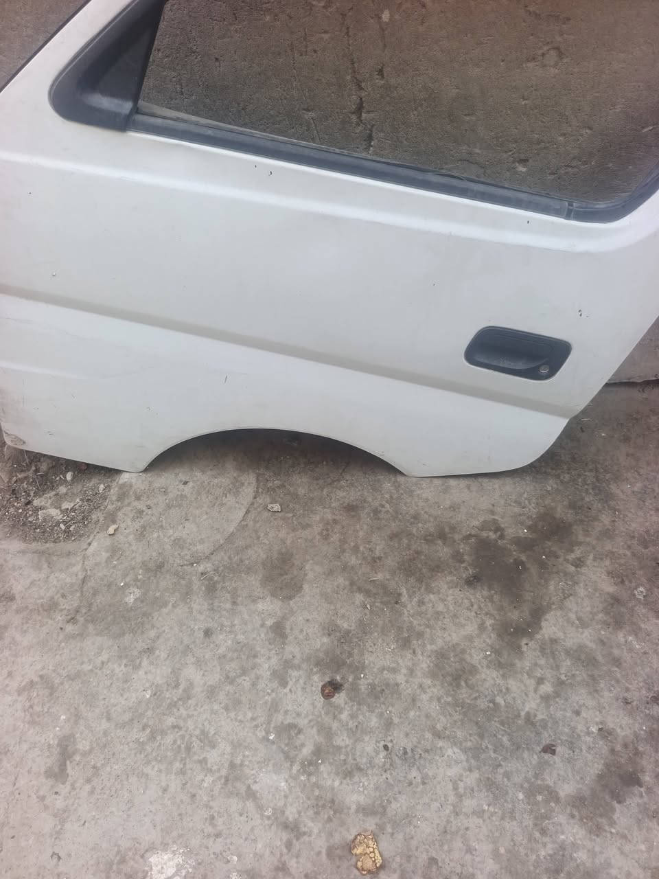 باب نيسان • جديد