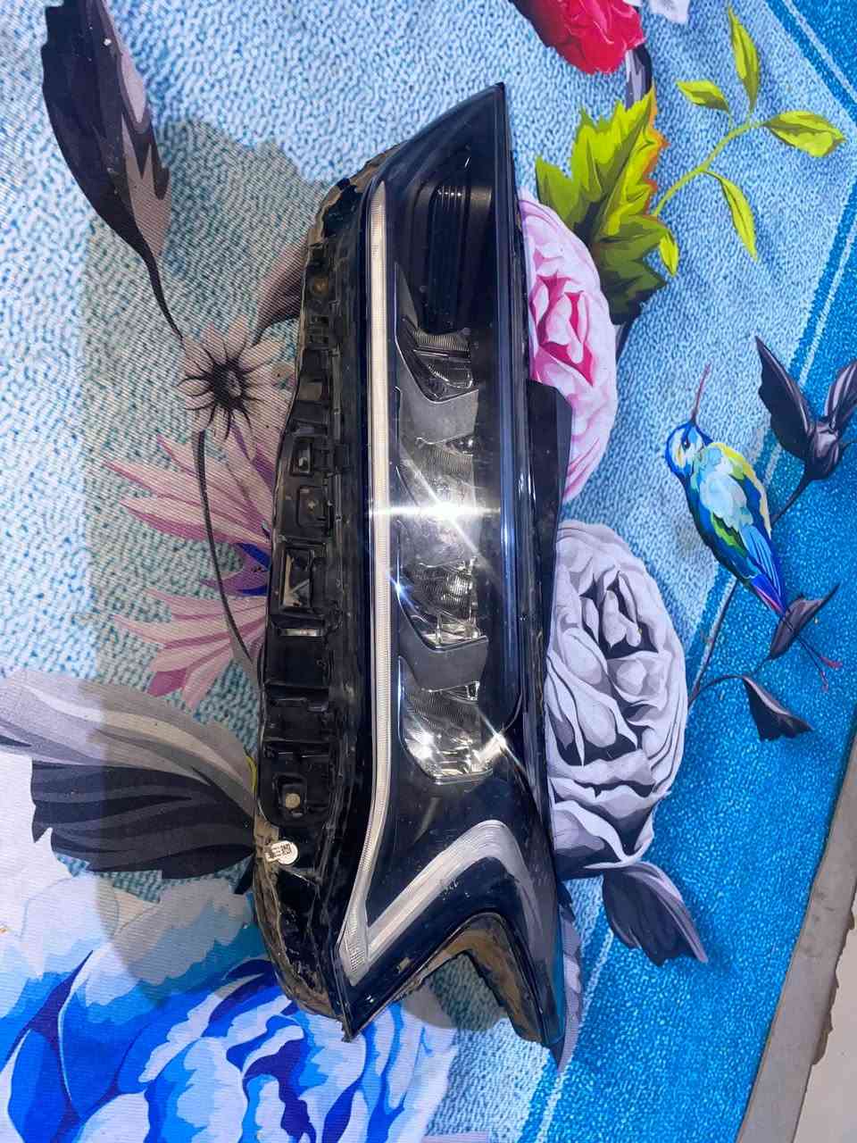 لايت يسره K5 يرهم 21 22 23 اربع عدسات لد برتقالي مال وارد امريكي ب250 الف تواصل واتساب ***********
