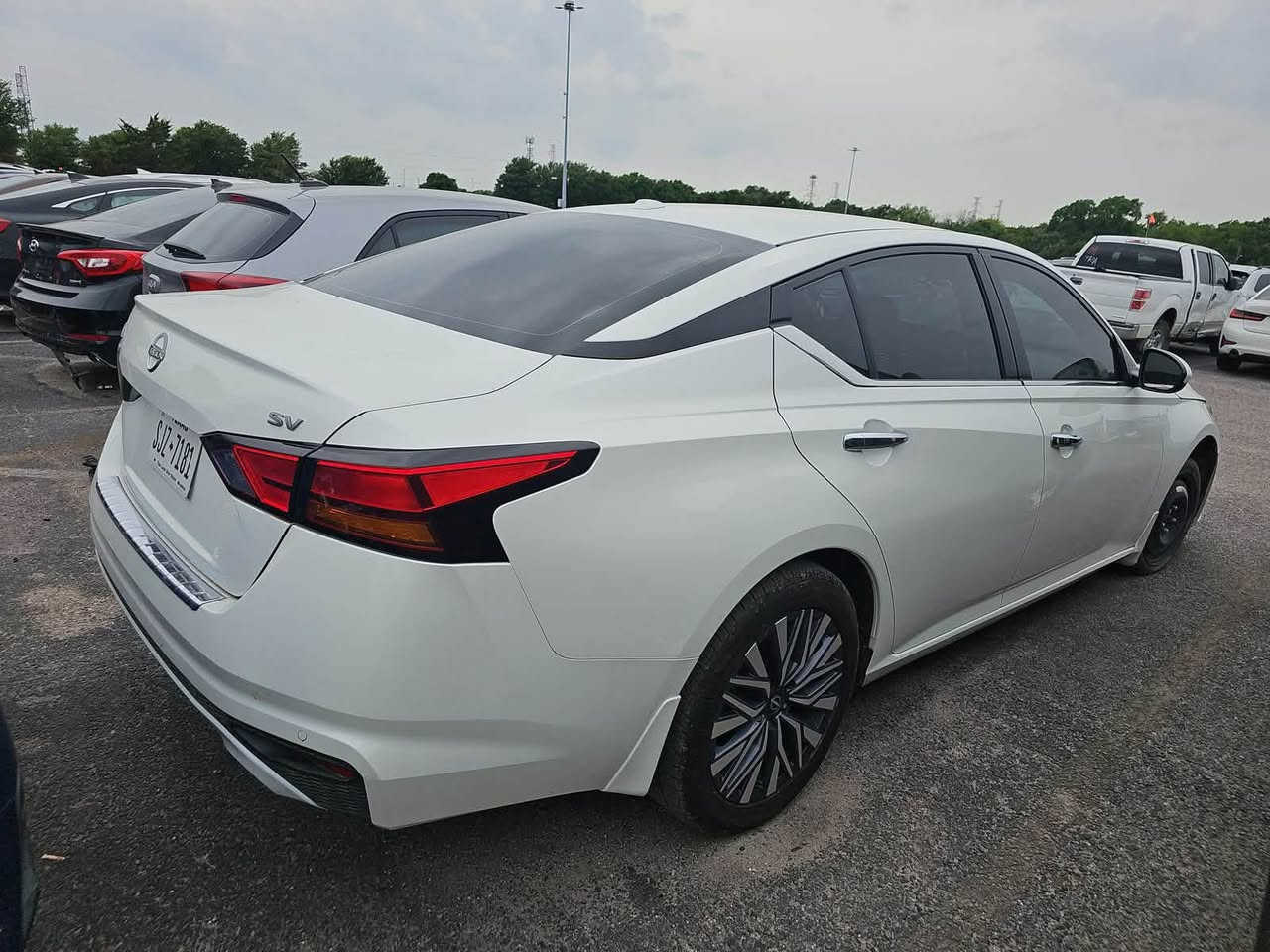 سلام عليكم
للبيع نيسان التيما 2023 Svplas

ماشية ٨٠ميل

كير محرك حدايدية بشرط 

سيارة بدون ايرباك 

رقم وسنوية جديد 
سعرة -180

صور سونار مرفق بلمنشور  

مكان سيارة /خانقين كلار 

***********
