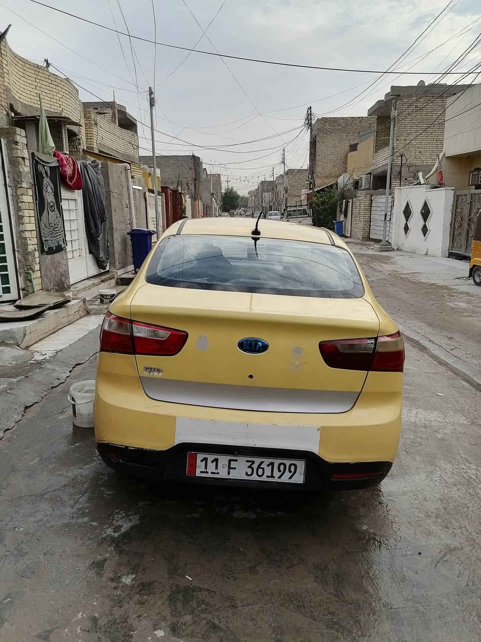 السلام عليكم
ريو موديل 15 سنويه لل28 سياره جاهزه 
منضومه تبريد جديده  باتري دايمنو جديد سياره كامله مكمله تخم تاير السعر 65 بيه مجال حق الجيه العنوان بغداد الرصافه  تحويل ثاني يوم رقم الهاتف ***********
***********

