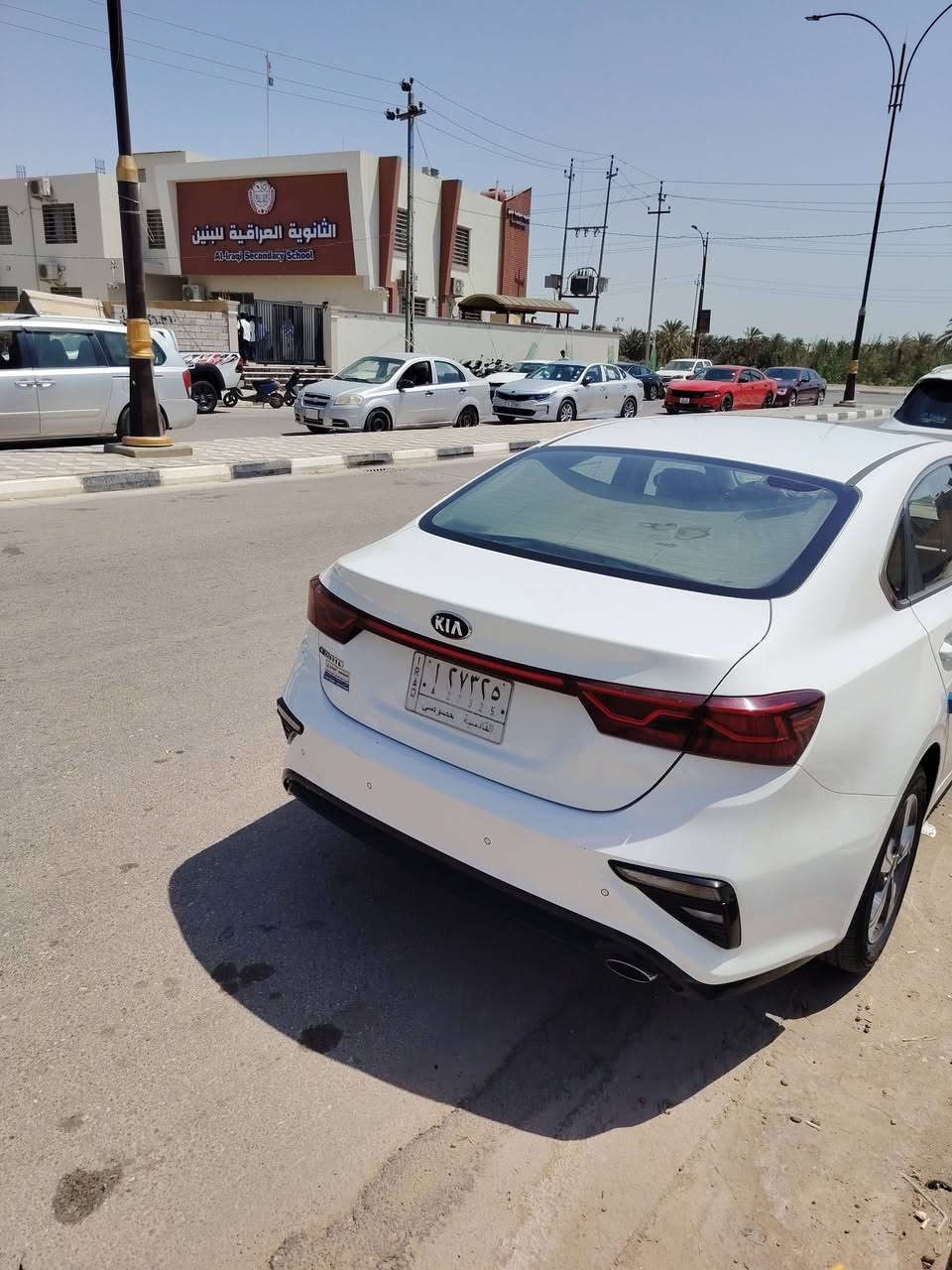 السلام عليكم
كيا سيراتو ٢١ فول مواصفات
فتحه بصمه تشغيل عن بعد تبريد قطعتين سياره فول مواصفات
مكفوله كفاله عامه
ماشيه ٧٣ حقيقي
مكاني السماوه الرميثه
عارضها ١٦٢ وبيه مجال
***********
