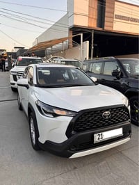 كورولا كروس هايبرد • ٢٠٢٥ • ٧٠٠٠ كم