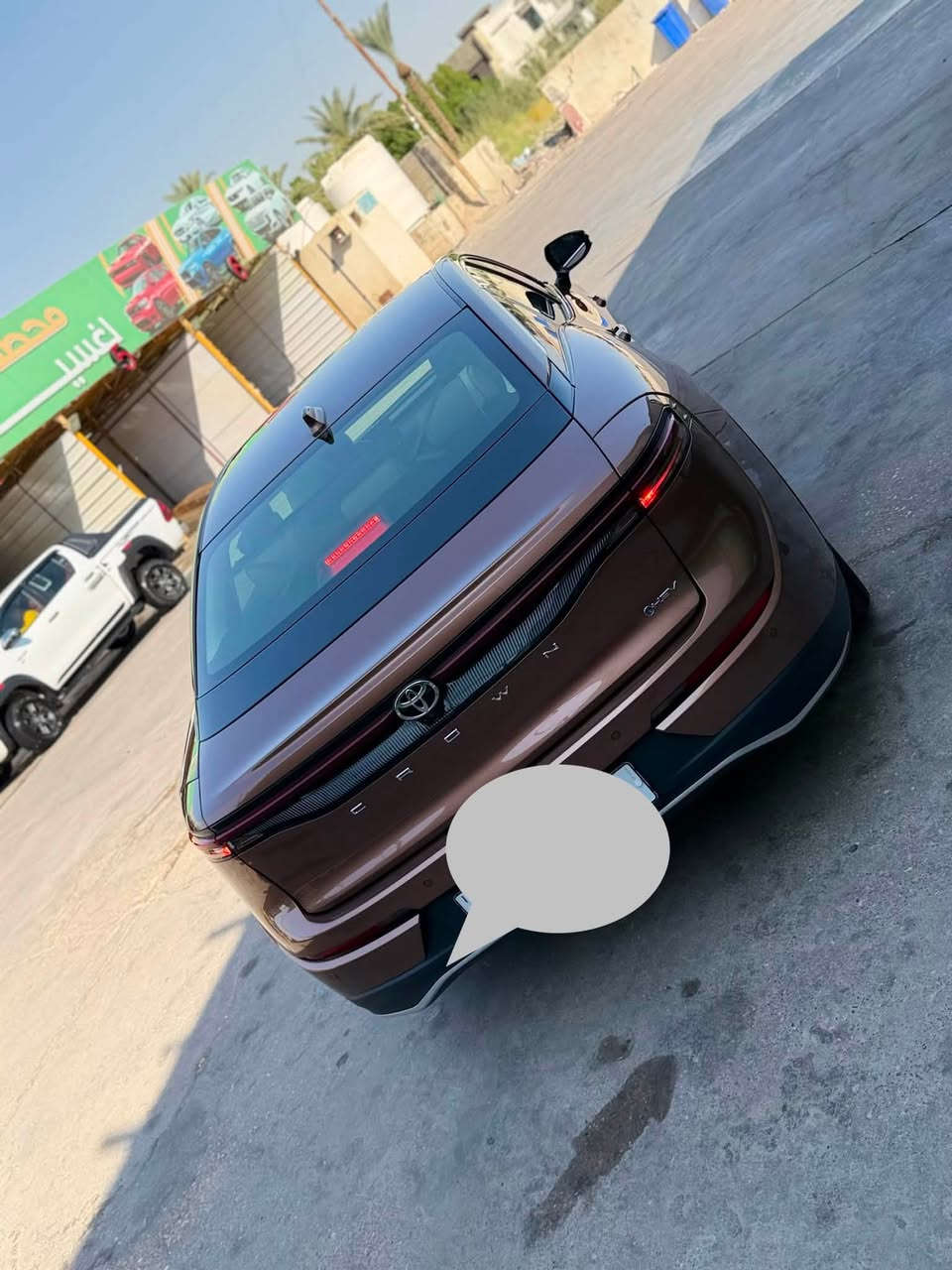 السلام عليكم من رخصه. الجميع  تويوتا كراون هايبرد موديل 24 كفاله وكيل تويوتا العراق بعدها على ضمان  السياره شبه زيرو ماشيه 13 الف كيلو. اعلى. إضافات. لون مميز  رقم بغداد بسمي. مكفول. من كلشي  وعلى الفحص  للجادين ***********
