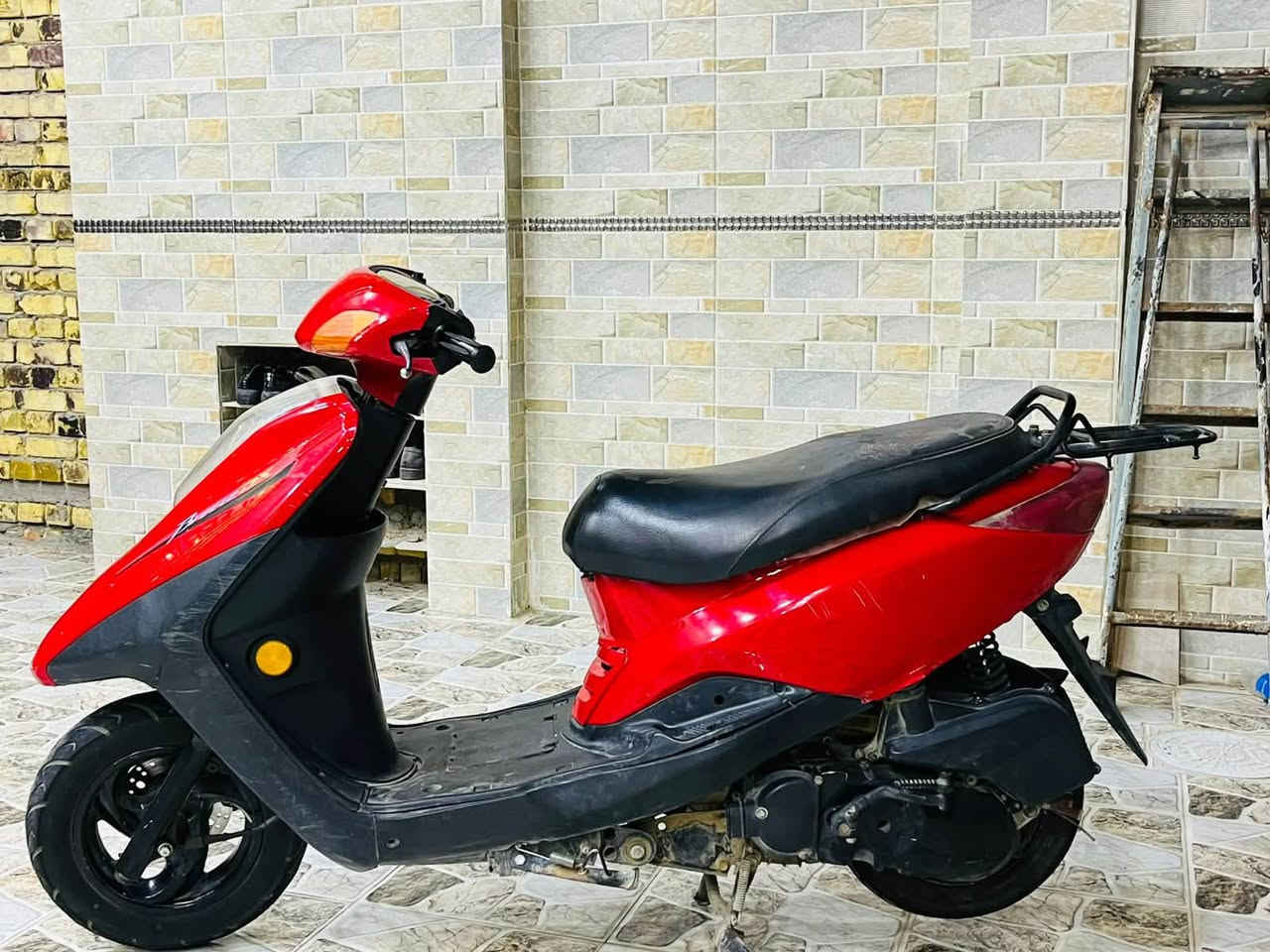 بريز حاويه كفاله
السعر 600 وبيهة مجال 
رقم صاحب دراجه

***********
