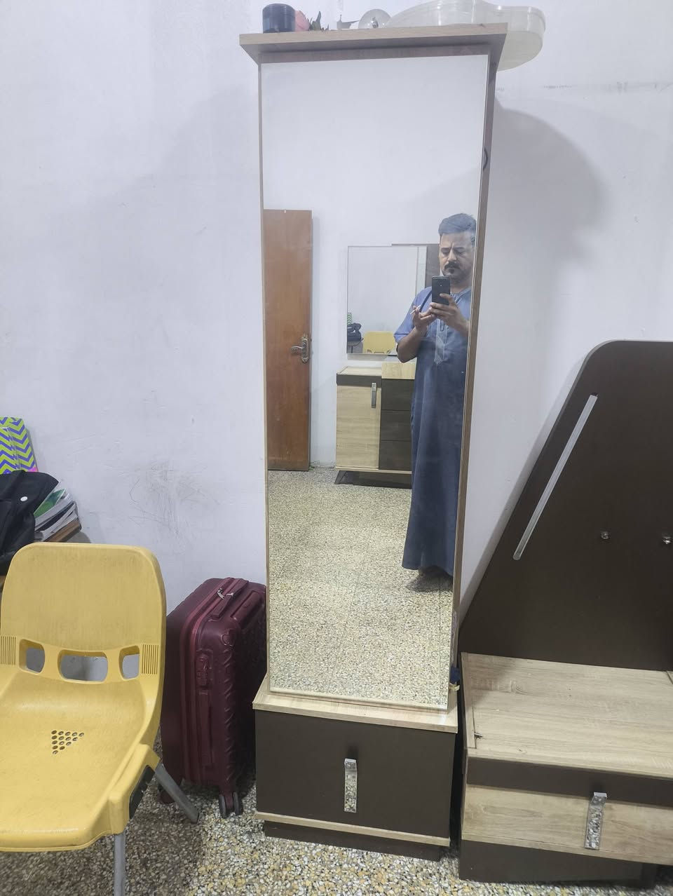 غرفة نوم مستعملة • للبيع • الجته خلف جامع العروة