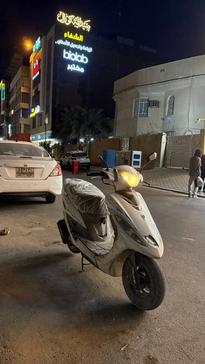 كامكو جي 5
دراجة نظيفة تجفيت جديد كفالة 
شغالة كلشي بيها تحتاج ترتيبات بسيطة كابريتر وفلتر شوتة فقط
بيع مستعجل أريدها ب400 مكاني نجف 
متواجد واتس 
***********
