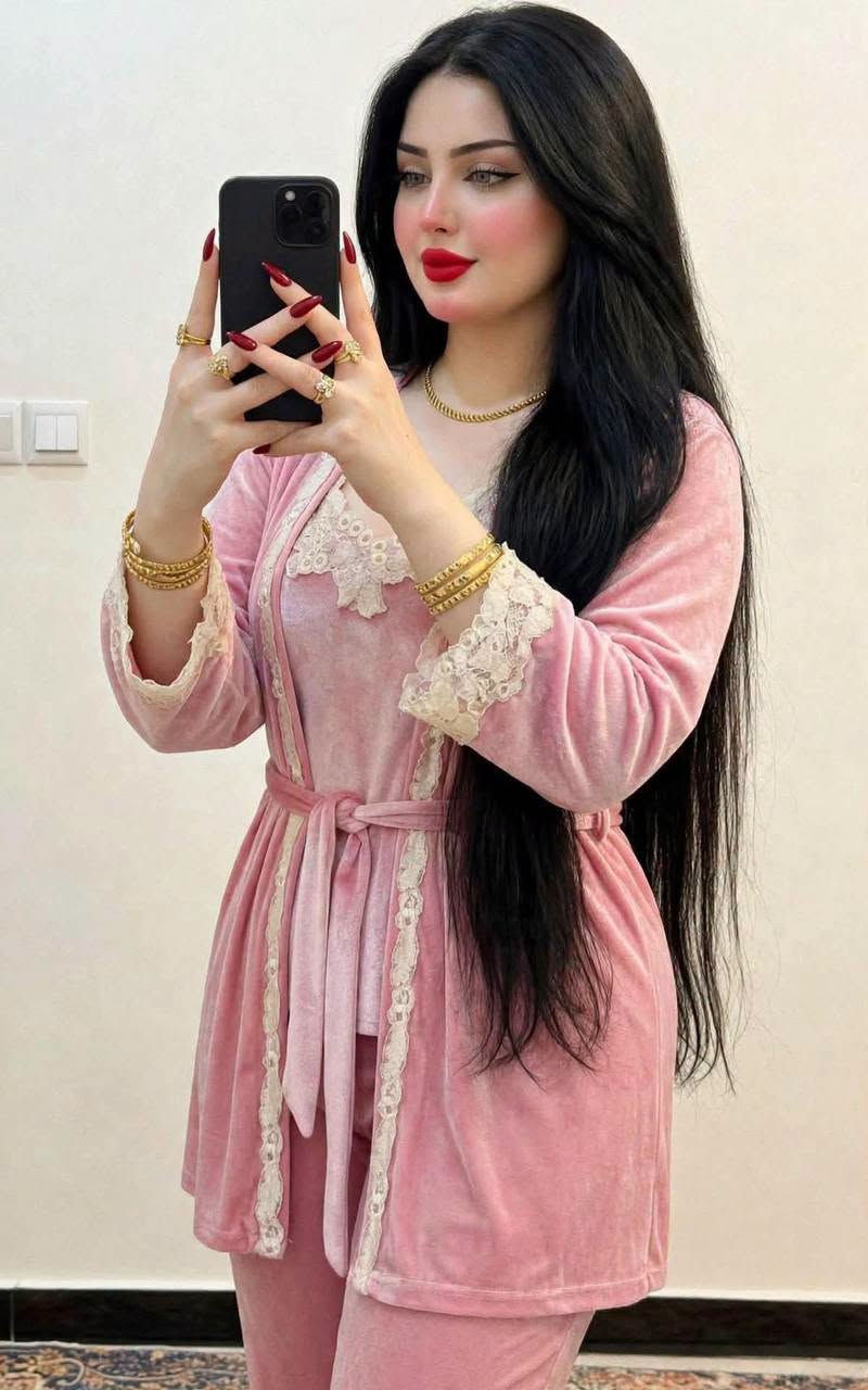 تراك شتائي😍 
خامه تجنن قديفه تركيه♥️ 
توفر بالوان وقياسات 🥹
