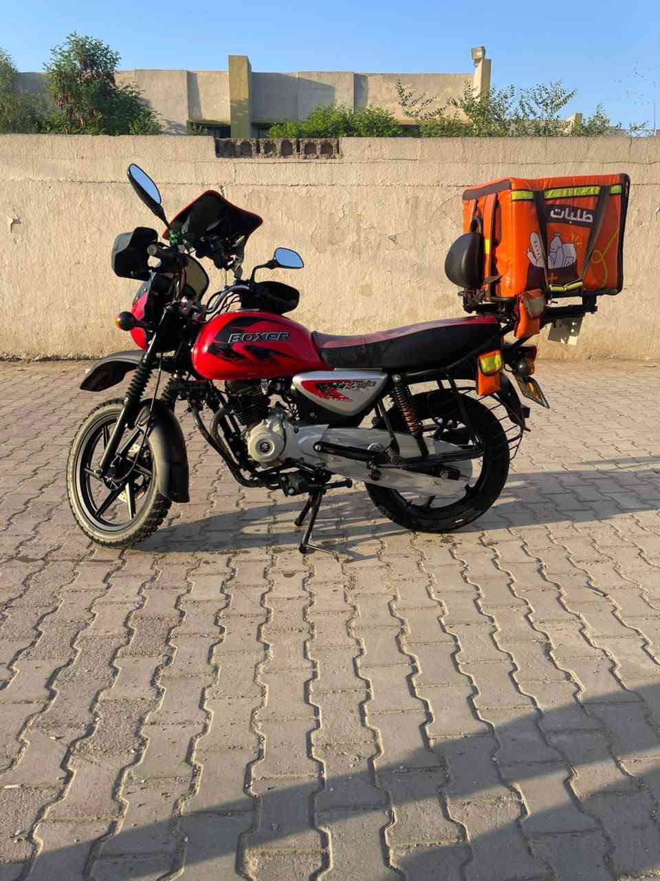 سلام عليكم شباب 
بوكسر جبلي مديل 2024 دراجه نضيفه وكفاله عامه 
السعر 2900بها مجال قليل العنوان بغداد البلديات 
الهاتف ***********
