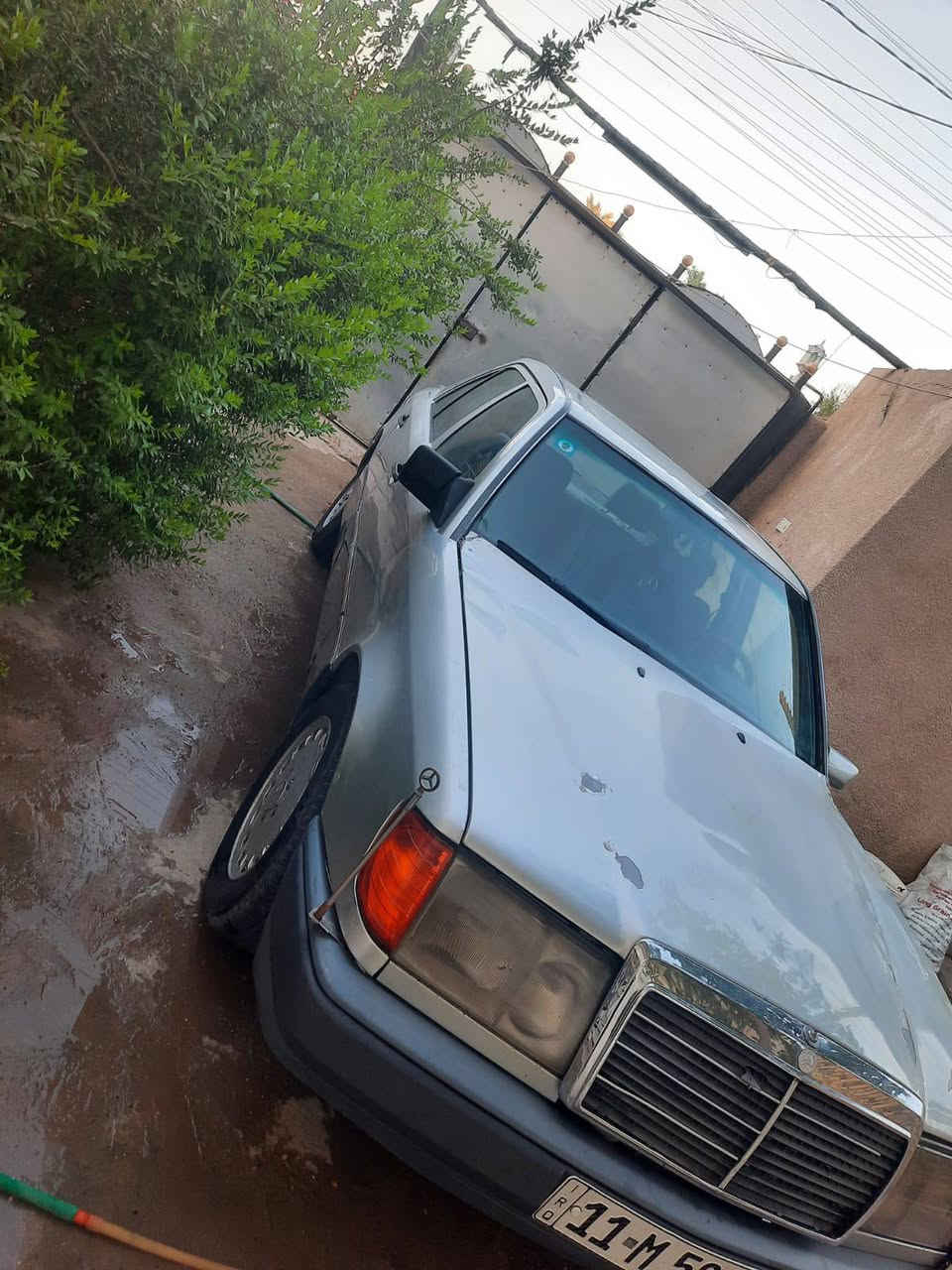 سلام عليكم
دب رقم بغداد مشروع وطني موديل 89محدثه92 باسمي شرط التحويل هـزه جديـده كير وميكينه بطه خير من الله كهربائيات كلها شغاله تبريد ثلج سعر40وبيها مجال

مكان السياره بابل ناحيه الطليعه

***********

***********
