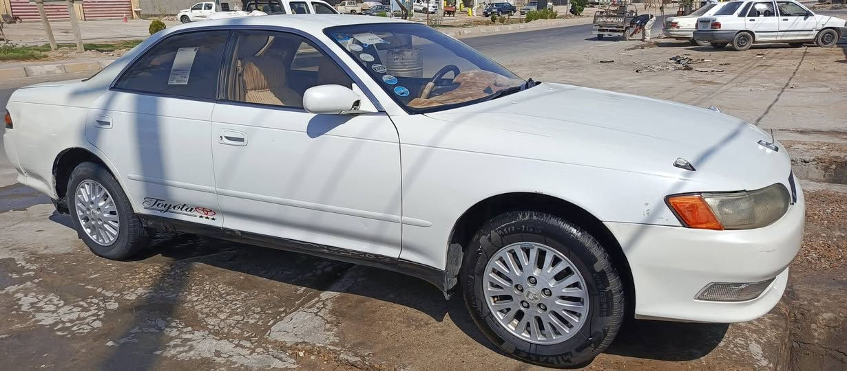 سلام عليكم .مارك نفخ كير ومكينه ونجي ناعم مديل 2000 لون ابيض لولي بسمي رقم انكليزي قبل شهر مداورها سنويه لسنه2031 مكفوله من الگص ونقل الجثه سياره مال جناي ابد ماتعبانه تجي تشوف بعينك وتفحص وتأخذ مكاني الديوانيه  غماس وهذه رقمي *********** السعر 62 وبي مجال وبيك خير وتدلل .

