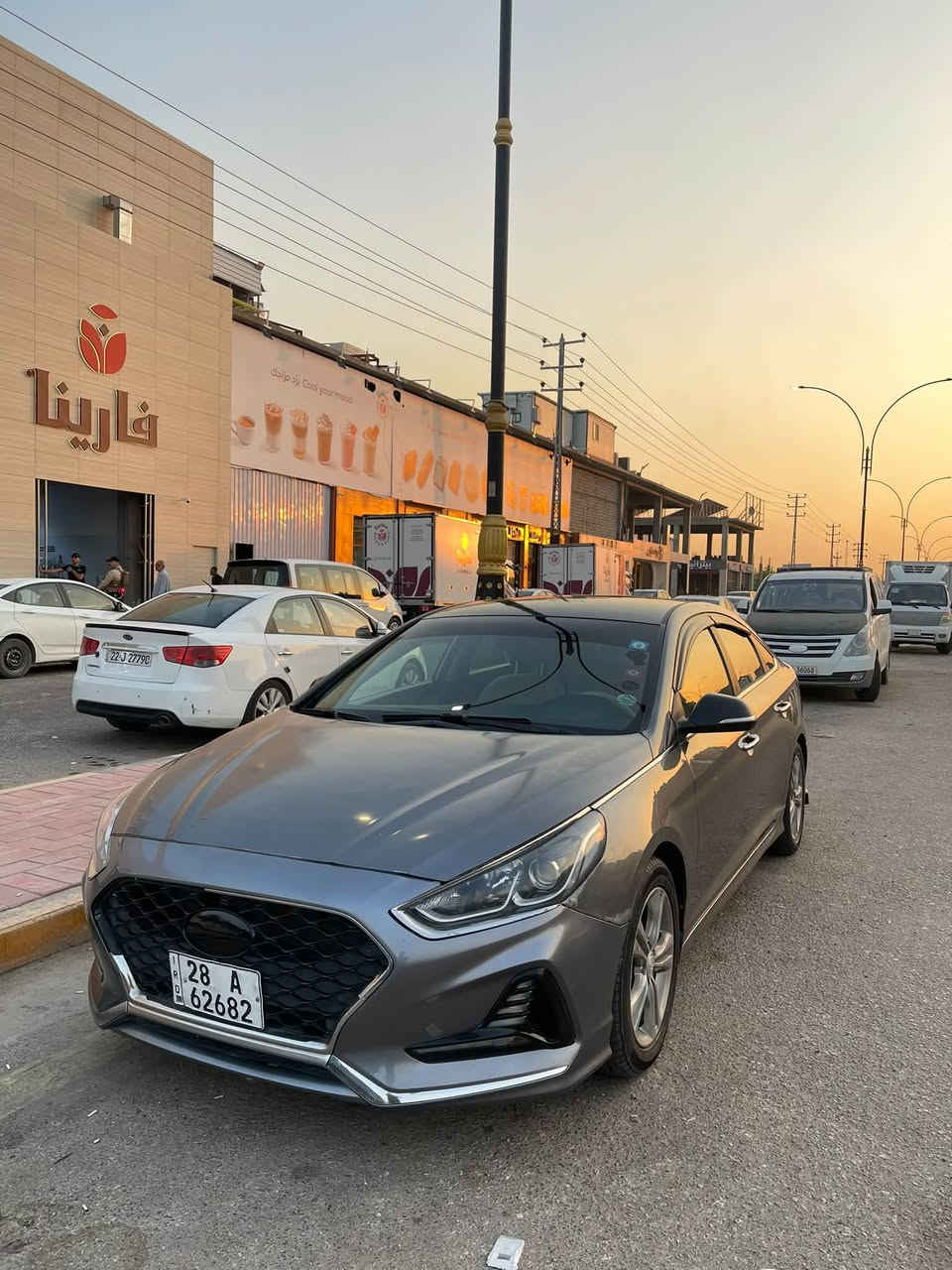 السلام عليكم
سوناتا امريكي 2018

4سلندر 2.4

رقم الجدبد الانكليزي نجف باسمي السياره تحويل ثاني يوم  

 السياره مشدود اله منضومه غاز 

و عيون الشيطان 

مواصفات فئة SE

الضرر جاملغ و بنيد 

الرقم ***********

السعر : 120 و بيه مجال
