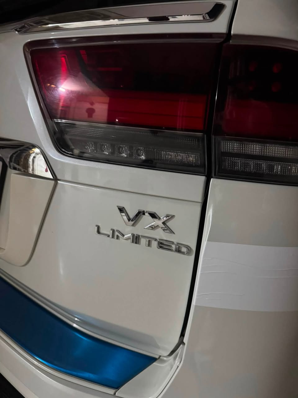 لاندكروز ، vx لمتد (2024)
فول مواصفات ١/١
ماشية ،٣٩ الف
كفاله عامه 
رقم اربيل ، مكانها بغداد 
***********
