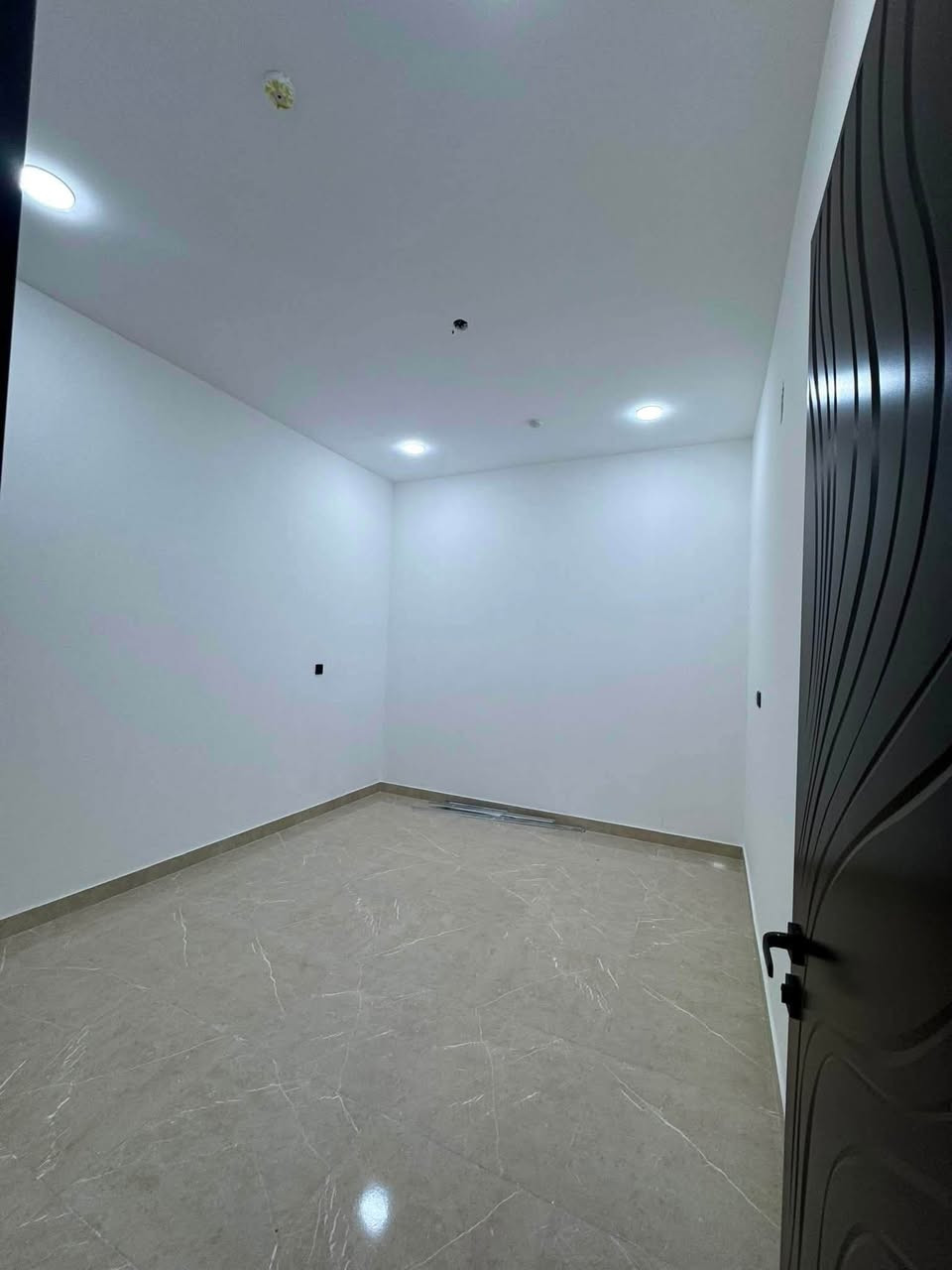 دار للبيع 72 متر درجه اولى طابقين زيرو 2026 3 غرف نوم حي الرساله الثانيه
واتساب ***********
