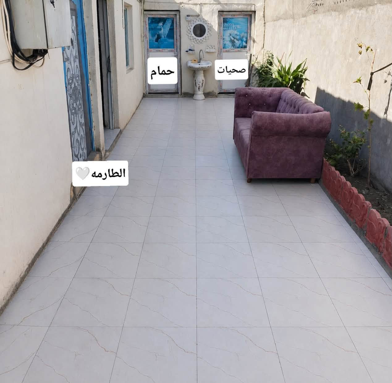 بيت في بابل في الحمزه الغربي منطقه مهدي عاكول نوع السكن الكلفه   يتكون من ثلاث غرف وصاله ومطبخ وطارمه واستقبال وصحيات وحمام خارجيات مساحته 200 متر  والسعر مناسب جدا 32 وبي مجال قليل  التواصل ع الرقم ‏‪***********‬
