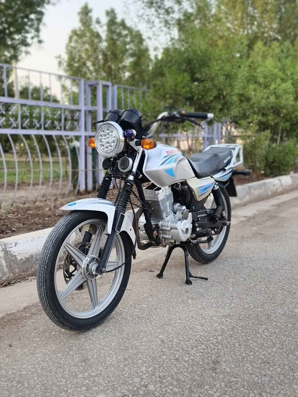 دايون عظم • ٢٠٢١ • مكفوله