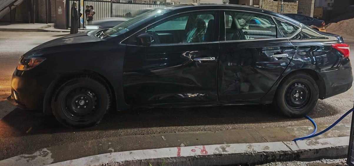 السلام عليكم نيسان سنترا 2019 S رقم جديد بغداد وارد امريكي ضربتها موضحه بالصوره بچم بأمريكا وضربتها صندوك مدعوج بالعراق السعر 70 قفل بدون عمله الرقم *********** ممتواجد ماسنجر بس اتصال وواتساب مكانها بغداد الغزاليه
