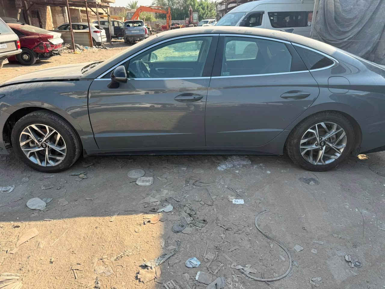 هيونداي سوناتا موديل 2021 وارد امريكي رقم اربيل شرط التحويل السيارة فول مواصفات كشنات جلد تشغيل بصمة قطعتين تبريد ماشية 72 الف مكينة 2500 حادث امريكا بنيد و جاملغ
وحاليا بيها حادث ابيع على وضعها كير مكينة كفالة سعرها 125 وبيها مجال
مكان السيارة بغداد جسر ديالى الجديد
الاتصال *********** بغداد, العراق
