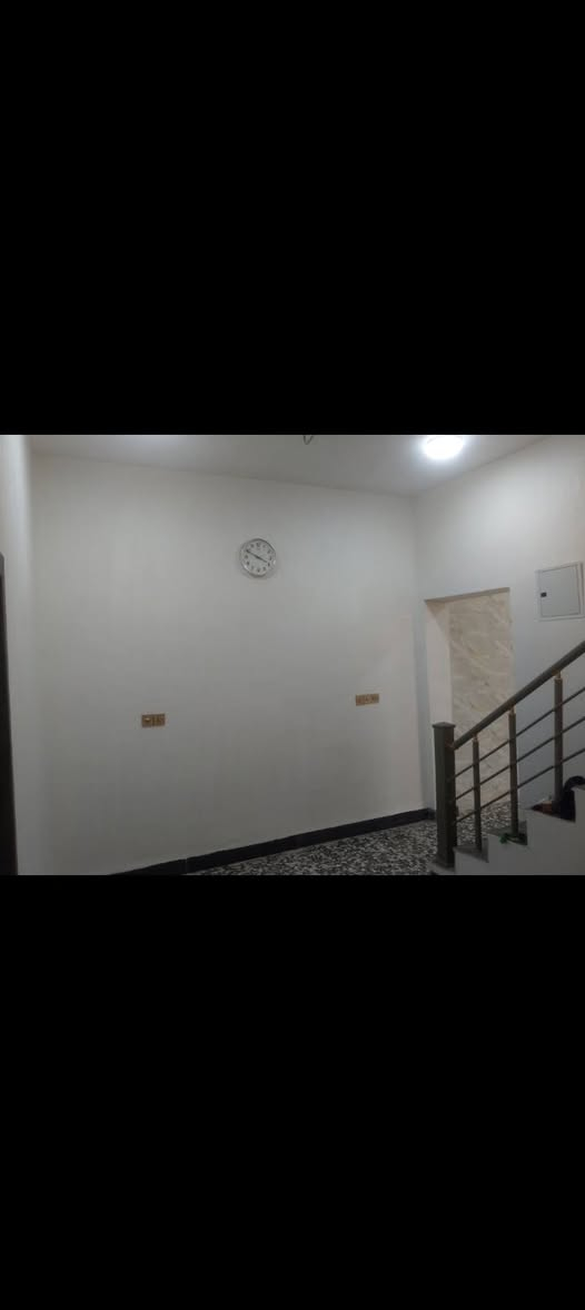 بيت لبيع بل تاجيه 100 متر 5×20 طابو صرف سنتر عل شارع 20  ***********
