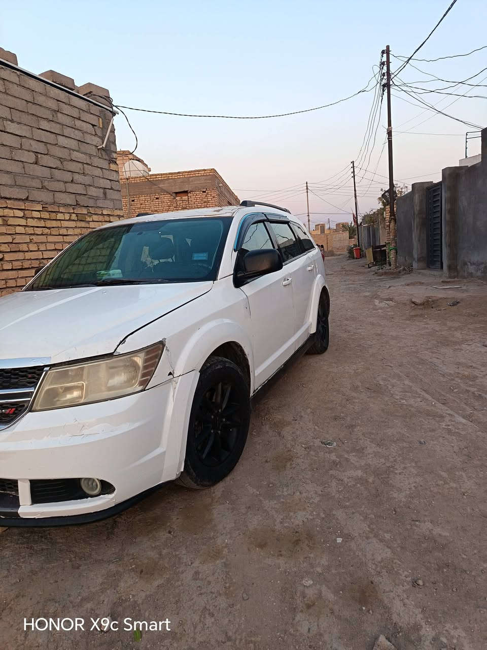 سلام عليكم جورني للبيع مديل 15 سياره خير من الله رقم نكليزي بسمي تحويل ثاني يوم سعر ب 95 وبيها مجال ***********
