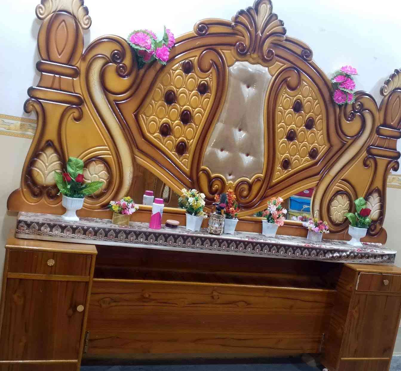 غرفه اخشاب كامله للبيع/للاستفسار/***********
