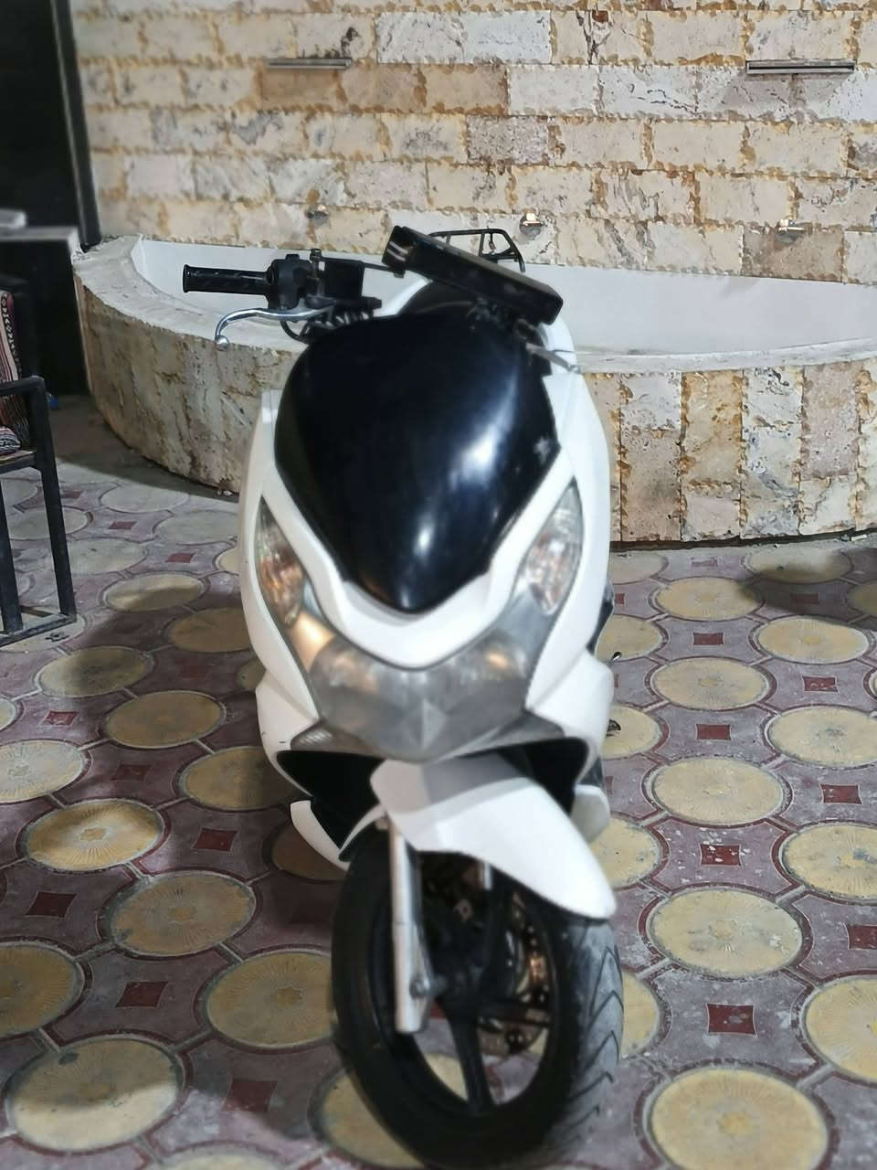 دراجه بسي إكس  أحيل الأول دراجه مكفواله كفاله عامه دراجه نضيفه المكينه برغي ما مفتوح بيها كهربائية كلها شغال حساس زدحام شغال حساس  ستان شغال دراجه تخبل والسعر بعد احله 
العلوان بغداد شارع حيفا 
الرقم ***********وتساب متواجد 🎌🤝
