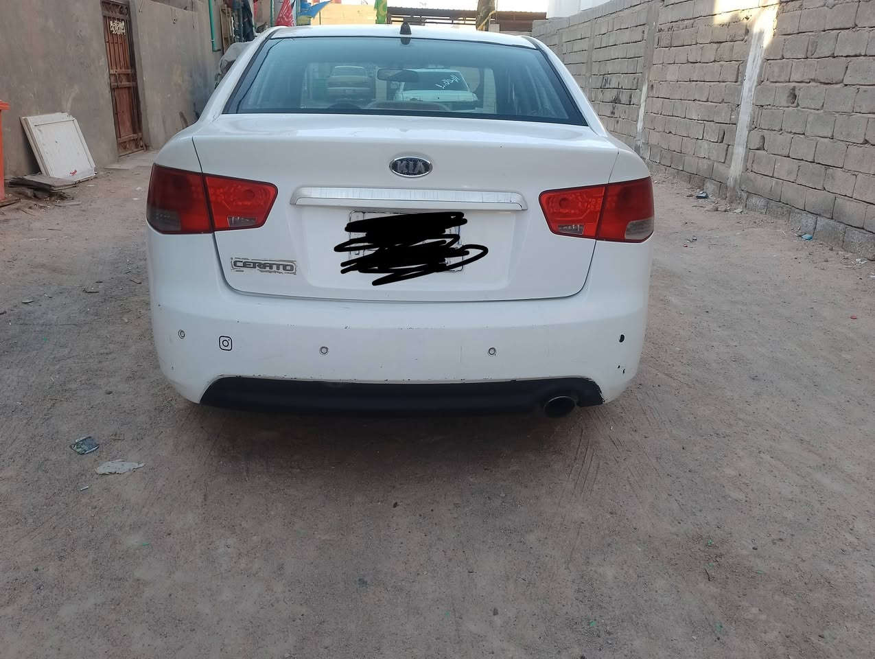 سلام عليكم 
كيا سيراتو 
موديل 13
طخات وصبخ وتبريدها عاطل 
سعر 75 وبيه مجال 
او مراوس
الموقع البصرة ابو الخصيب حي العسكري
***********
