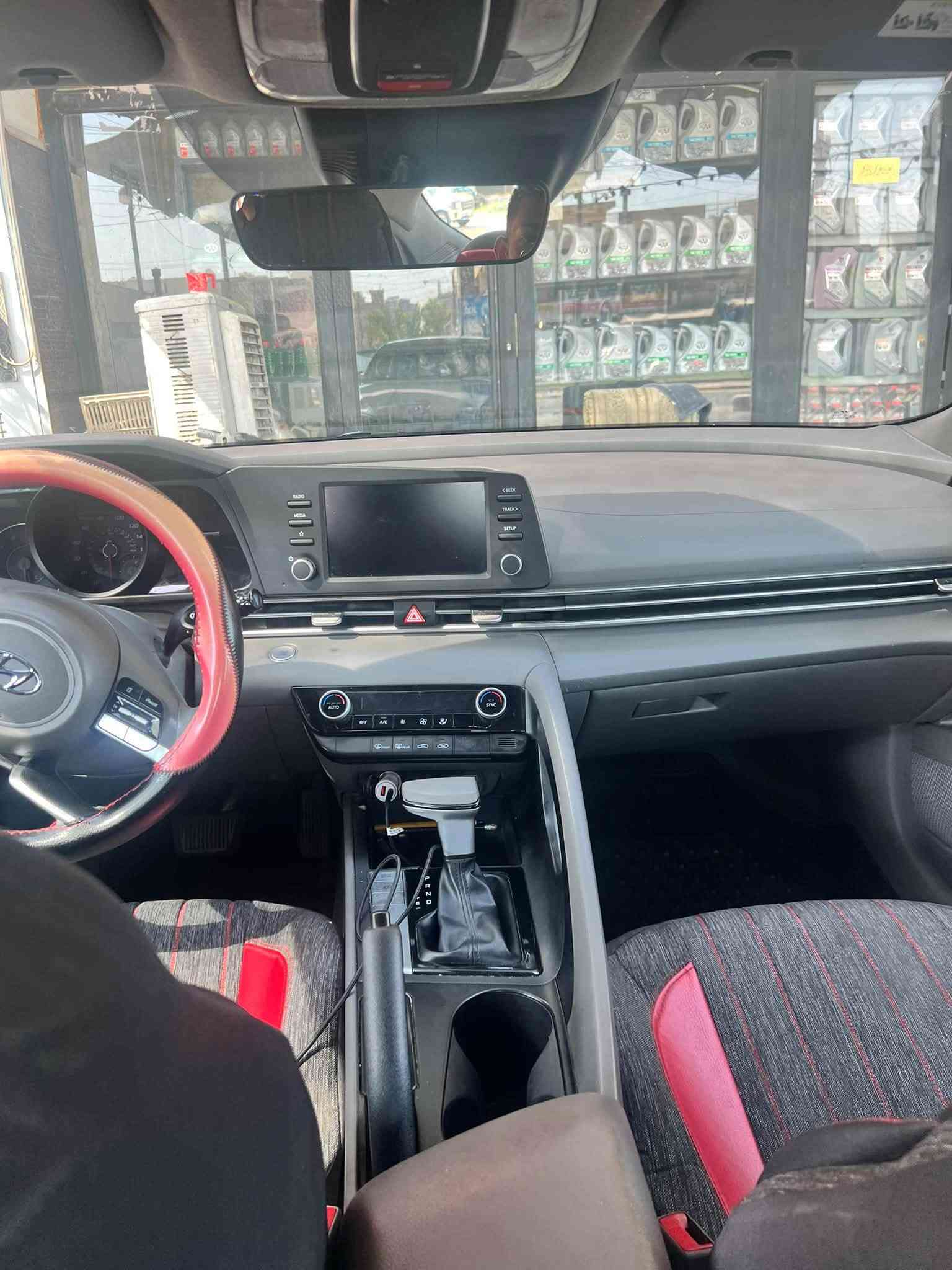 � للبيع النترا 2023 وارد أمريكي – فرصة مميزة 🔥
🚘 Hyundai Elantra 2023
⚙️ محرك 2.0
📍 ممشى 95 ألف ميل
🛠️ قطعتين تبديل فقط
✨ بصمة تشغيل + بصمة أبواب
📡 رادار أمامي وجانبي
📸 كامرة دوارة
🚗 مثبت سرعة
✅ السيارة نظيفة والفحص مفتوح

💰 السعر: 13,000$
💵 بيها مجال للجاد فقط

📋 باسم شركة نور البصرة
✍️ أتعهد بالتحويل أو الوكالة

📍 بغداد – الغزالية
📞 ***********

