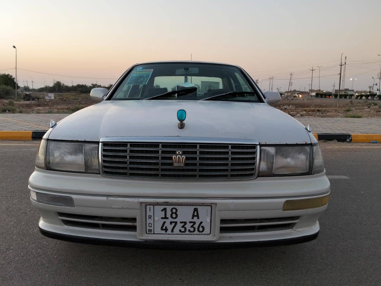 السلام عليكم كراون بطه موديل 1993 رقم بابل دولي بأسمي تحويل مباشر سنوية لغاية 2031 سياره مكفوله من الصبغ العام والحزام بيها رشات فقط كفاله من كص والنقل محرك بطه 2500 محرك وكير مكفولات تخم تاير جديد حداديه امامي وخلفي جديد كهربائيات كلها شغاله ويل مجلي جام اخضر سيارة بلاديه وجاهزه السعر 57وبيها مجال بسيط للأستفسار اكثر (***********) مكاني واسط
