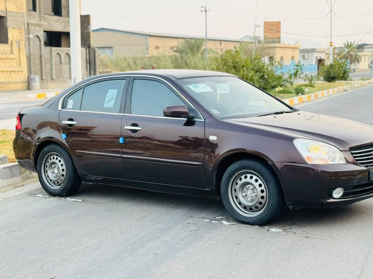 سلام عليكم كيا اوبتيما 2009 خليجي رقم ذي قار الجديد بسمي سنويه جديده 
مكفوله من الضربه والضرر داخلي 
فقط رش حزام بسبب الجراد بدون ضربه 
سياره جاهزه محرك مامفتوح 
تبريد شغال محرك كير حداديه تبريد تخم تايرات جديد سياره جاهزه الأخير 
السعر100   وبيه مجال 
المكان ناصريه 
الاستفسار 
‭***********
