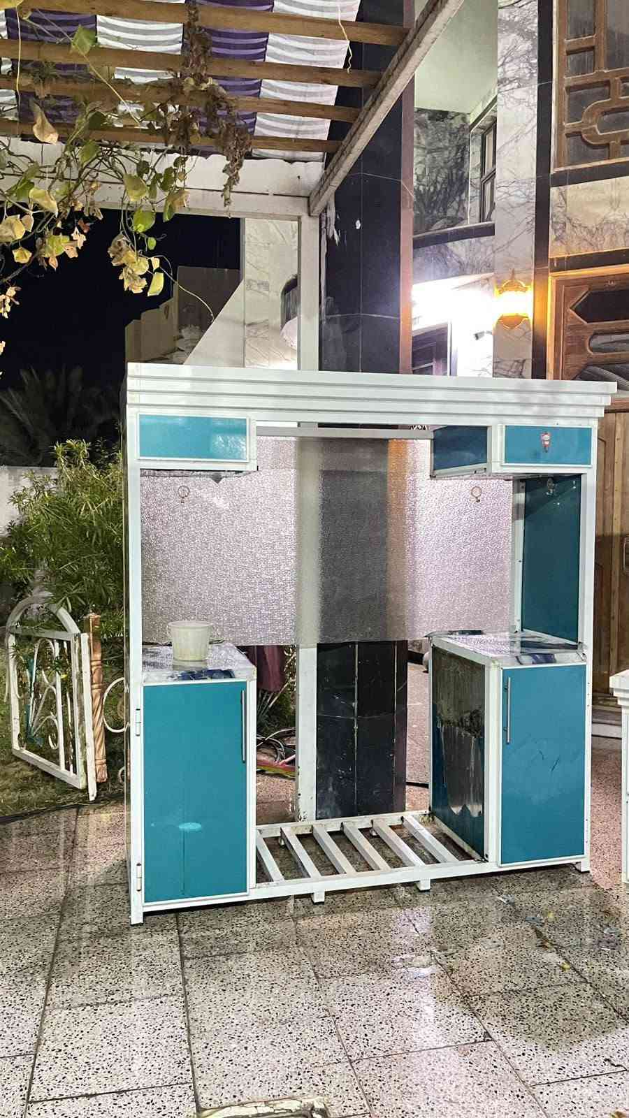 كاونتر بس ملحق و مال طباخ كولش كبير ومرتب ب حي العسكري للترضيح بس ملحق السعر 400 وبي مجال ‏‪***********‬‏
