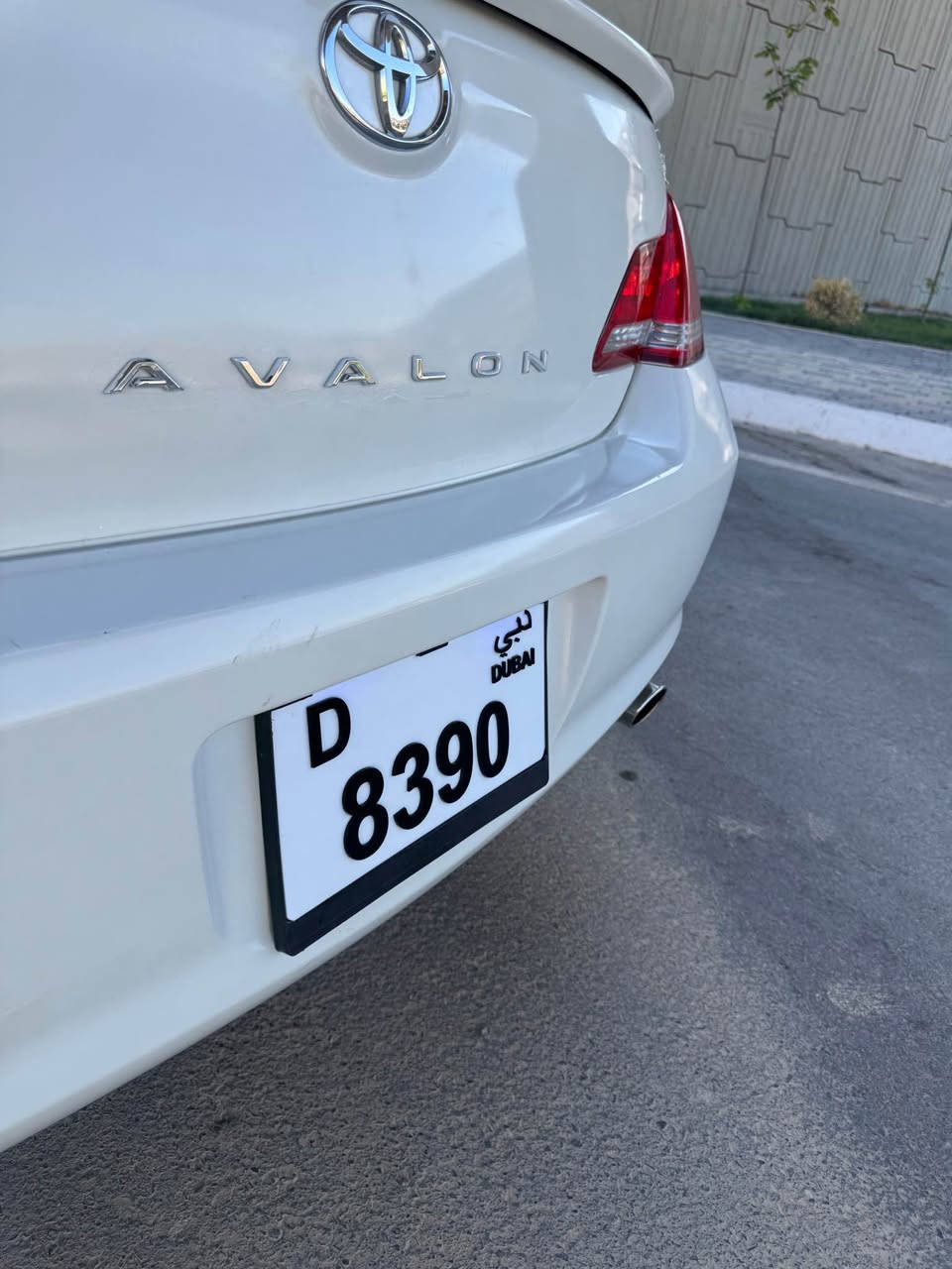 TOYOTA AVALON 2007.   2010گۆراوە بۆ // 
 
***********

ئە ڤە لۆن سپی سە دەف

مواسە فات  فول

کوشن کارەبا

کوشن ساردو گە رم 

ناو زه رد  فولل  ناو پاكه ت

٢٥٠ دینار مە سروفی نیە

شەش سیدی 

گێڕو مەکینە  بە شەرت 

بي جالو شوغته ماشالله ئه ويت 

 رويشتوه 207000

ماشاللە سە یارەکە زۆر تایبە ت و بی مە سروفە    

سه قف و شان به شەرت
بەس بڕاوە  سەیارەکە 

بی دە حم و لیدراوە بە شە رت 

تكايه موشته ري ني سه رمان مه يشينه !!'

*********** شيخان, نينوى
