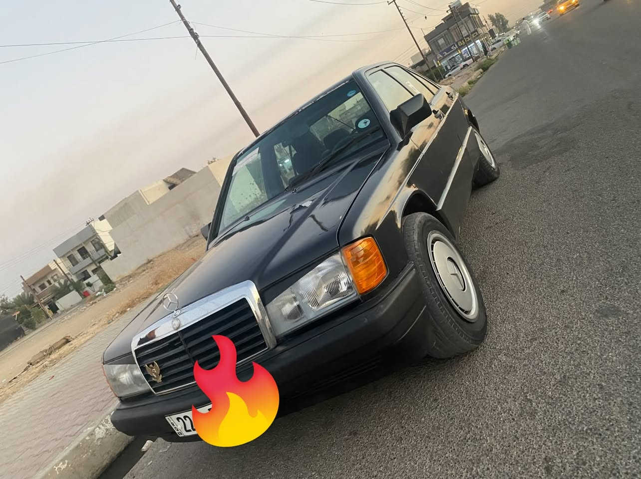 مارسيدس E190
موديل 1991
رقم اربيل جديد انگليزي 
كوبون بانزين 
سنويه لحد 2029 
تبريد تدفئه شغال
كير ومحرك وينجي 
ضرر فقط جاملغ سكن شبر 
بدون شواصي بدون خياس
صبغ جماليه
السعر / 52 وبي مجال للشراي
تفاصيل واتساب او اتصال / ***********
