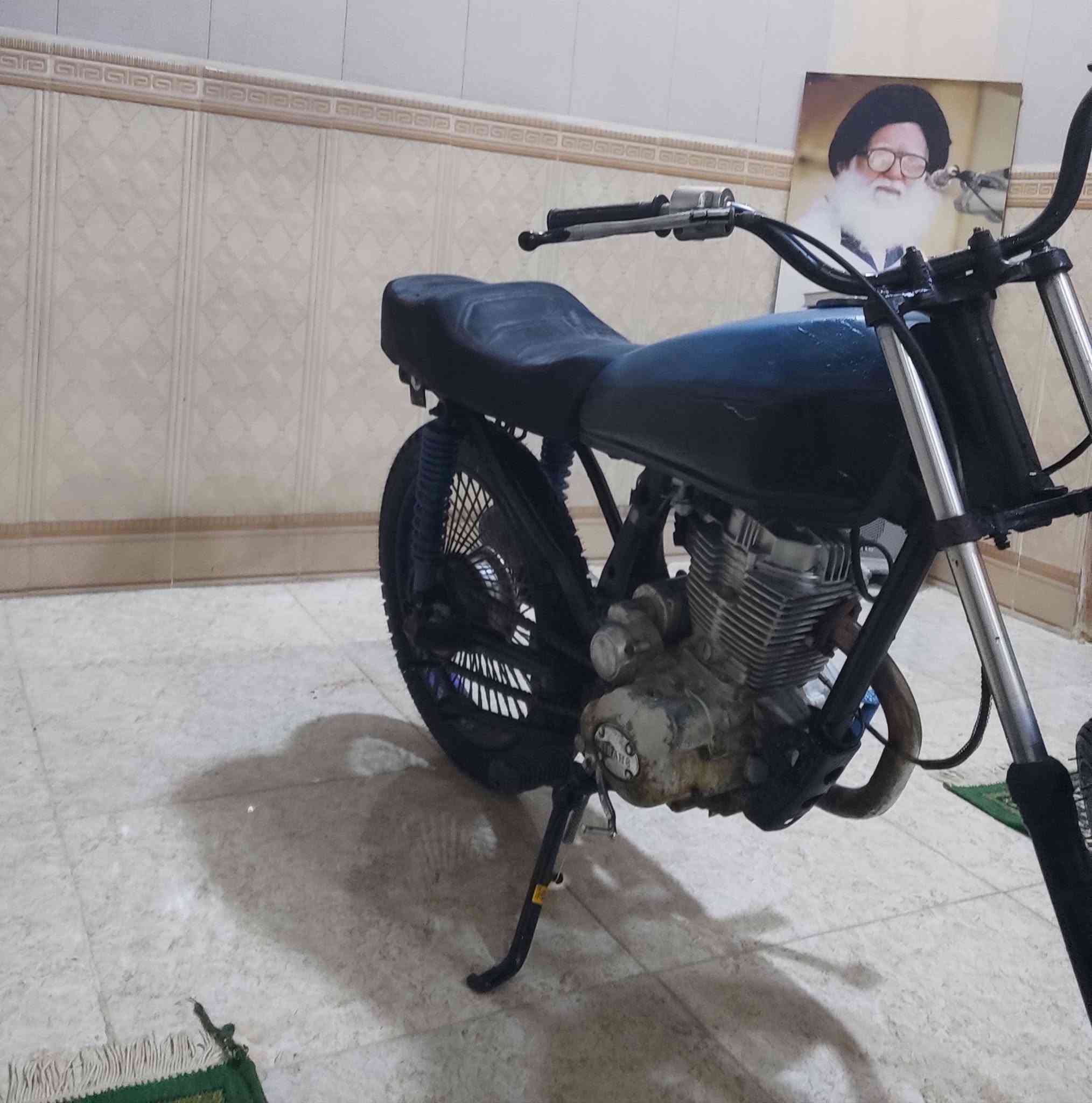 ابو الخصيب • ما يحتاج • دخان قليل
