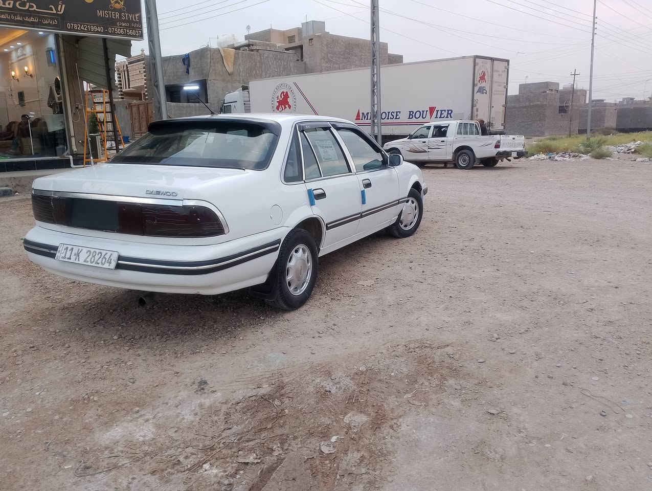 السلام عليكم دايو برنس للبيع
موديل 94بغداد رقم دولي سنويه لغايه 28
كير ومحرك خير من الله ترايك للبصره 
تخم تاير كاعيه جلد كهربائات كله شغاله 
اكسل شديت مال كصه باتري جديد 
صدر امامي خلفي جديد سياره مصبوغه حزام جماليه 
مكفوله من ضربه وتبديل  مكاني الانبار الفلوجه 
السعر 39 وبيه مجال للاستفسار ع ارقام ( ***********_9647891358181) ابو انس
