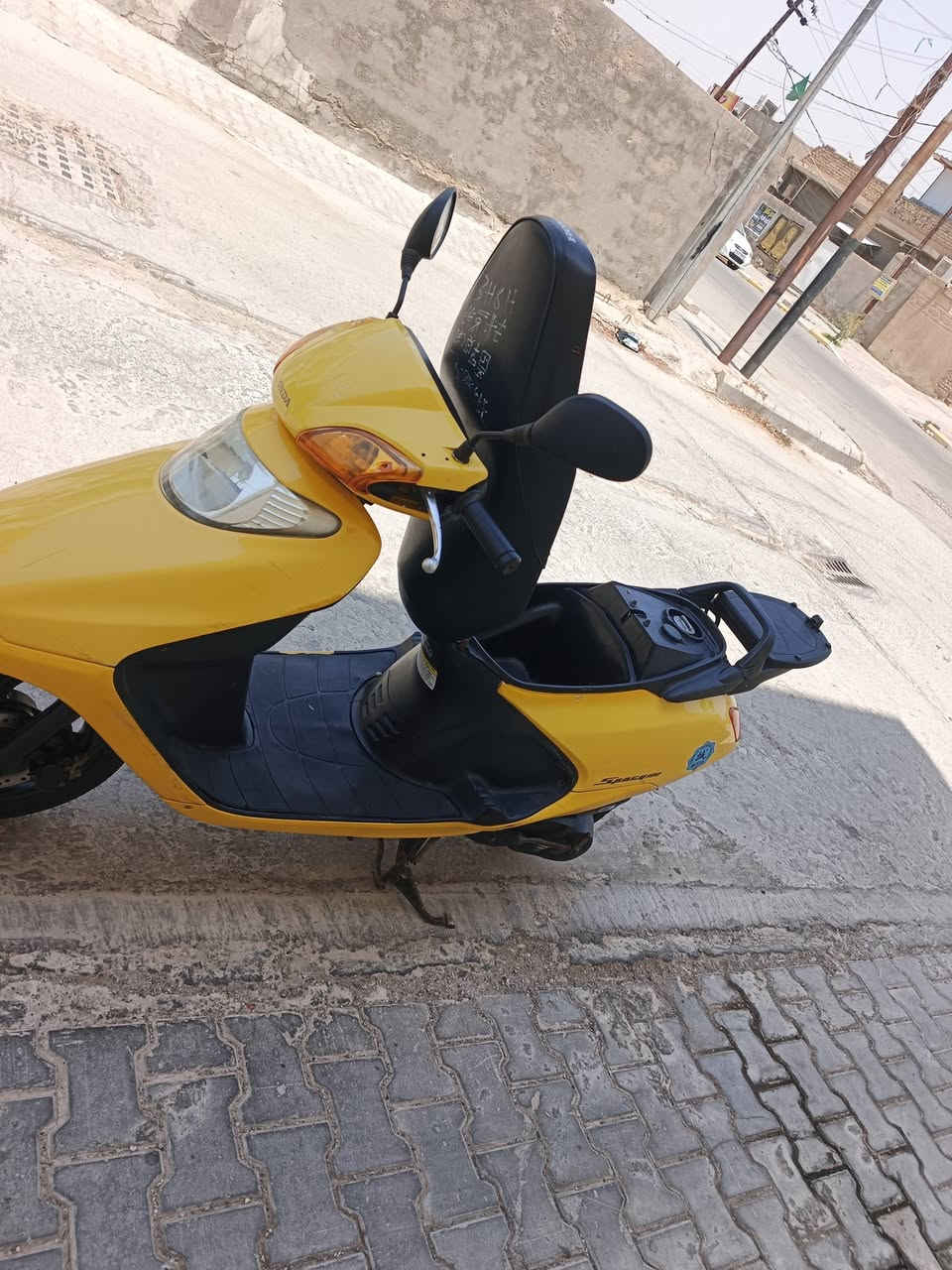 درجة سبيسي ياباني كل بلاد كفرات وكابريتر اصليه كهربايات كله بلاديه كل نقص مبيه جاهزه اخت الرمبه كله بلاديه مكينه ناعمة فول الهاتف ***********
