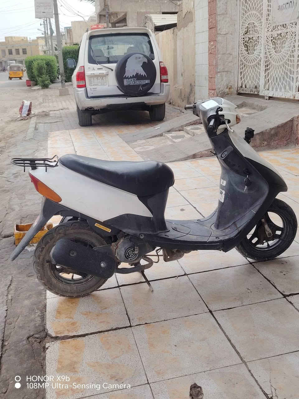 سوزوكي رياضي • مفتوحة • اوراق بسمي