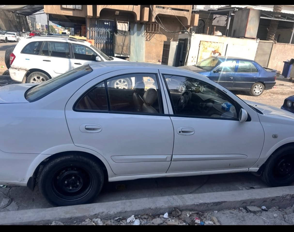 سياره نيسان  ٢٠٠٨ بدي كوري للبيع للتواصل ***********
