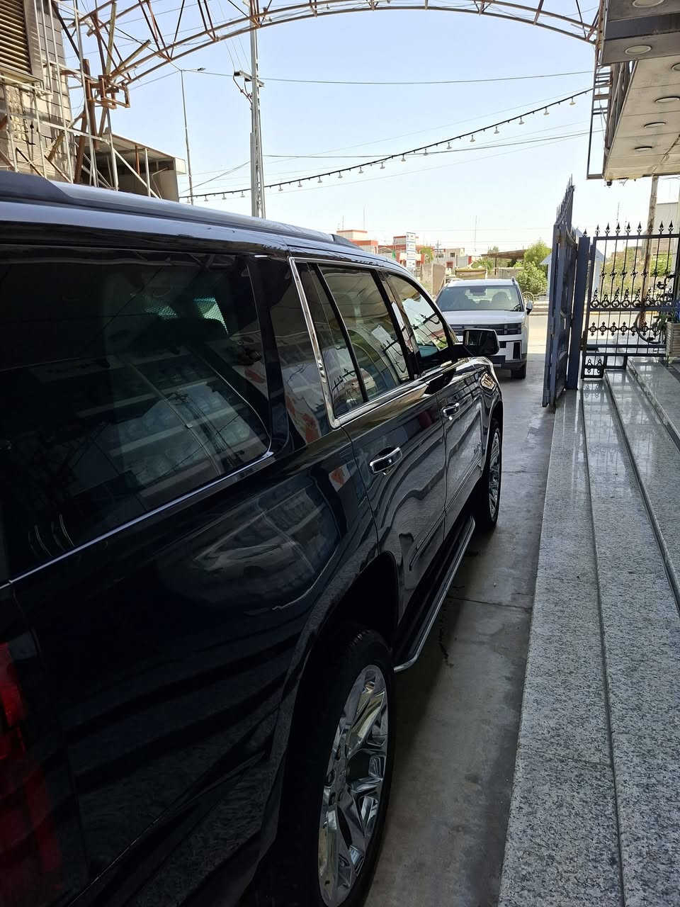 السلام عليكم
تاهو خليج فول بريمير رقم بغداد بأسمي 
ماشيه 120 Km
كفاله عامه من صبغ تبديل وحادث 
***********
واتساب واتصال
