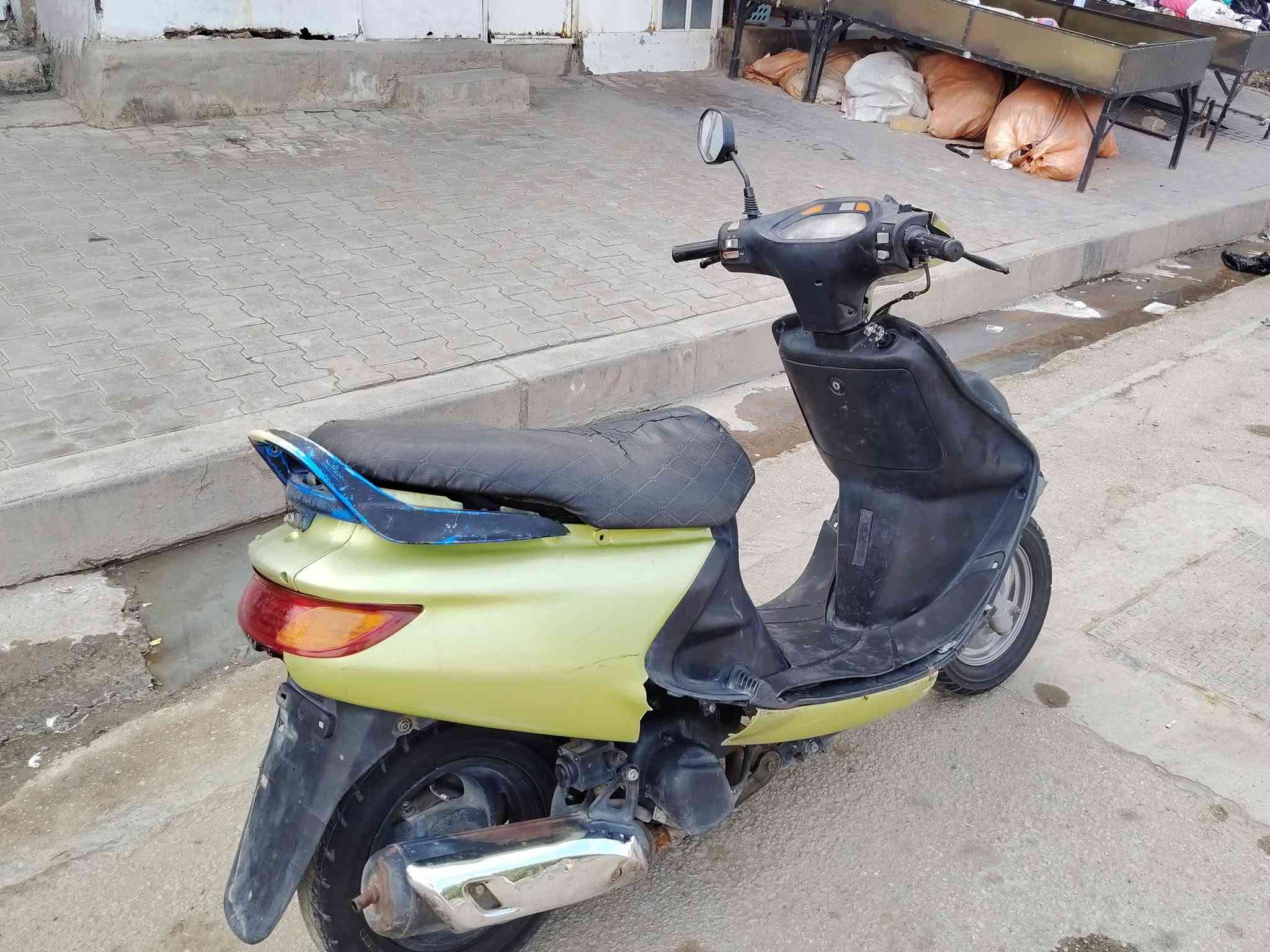 السلام عليك للبيع فراشه مجفته تجفيت اصلي الكهربائيات كلها شغاله نكره سلف شلعه ومعدل فول السعر 300المكان النجف الشرف  حي الميلاد للستفسار اكثر الاتصال على الرقم ***********
