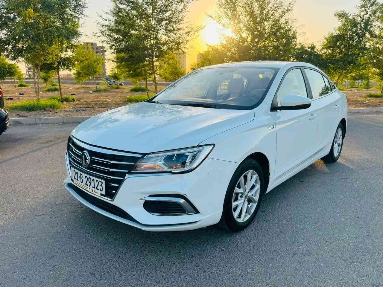 MG 5 Comfort 2023
♦️❕مەکینە 4 پستون 1.5

♦️❕59 هزار روشتووە 

❗ بێ بویاغ 💎 

❗گێڕ مەکینە کارەبایات هەمووی بە شەرت

📍❕موسفاتی, بەسمەیە , داخل کرێمی, 

📍شاشە,کامیرە, ئاوێنە 

📍ئیشارەت , تحدید سرعە , ویلکەب...

🔥نرخ 96 وەرقە🔥

📍شوێن هەولێر 

☎️موبایل:***********

